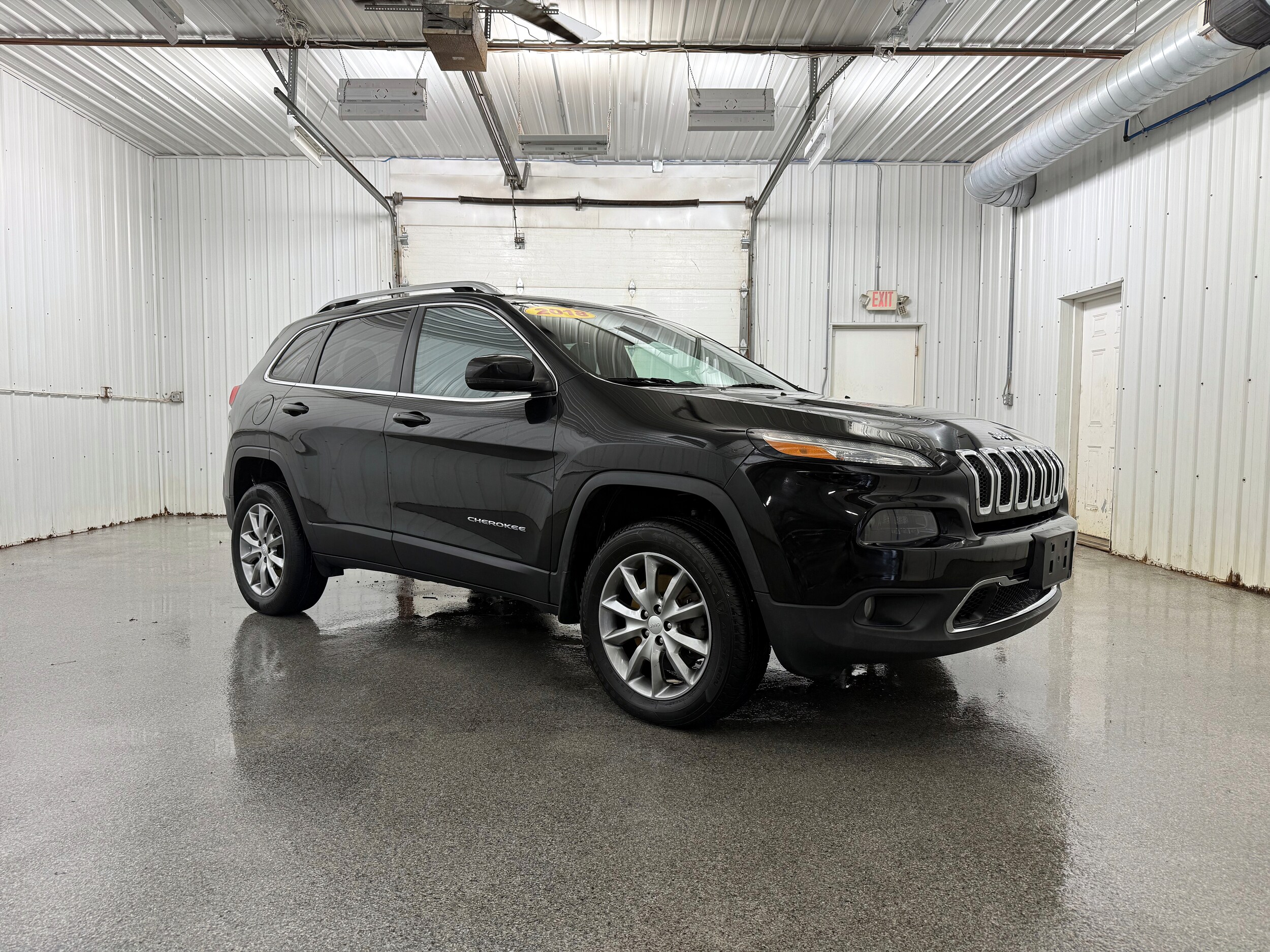 2018 Jeep Cherokee Limited photo 2