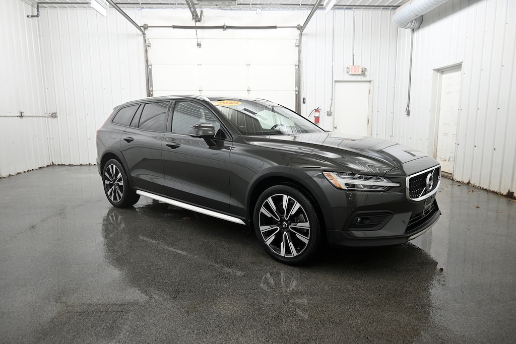 Used 2020 Volvo V60 Cross Country T5 Wagon