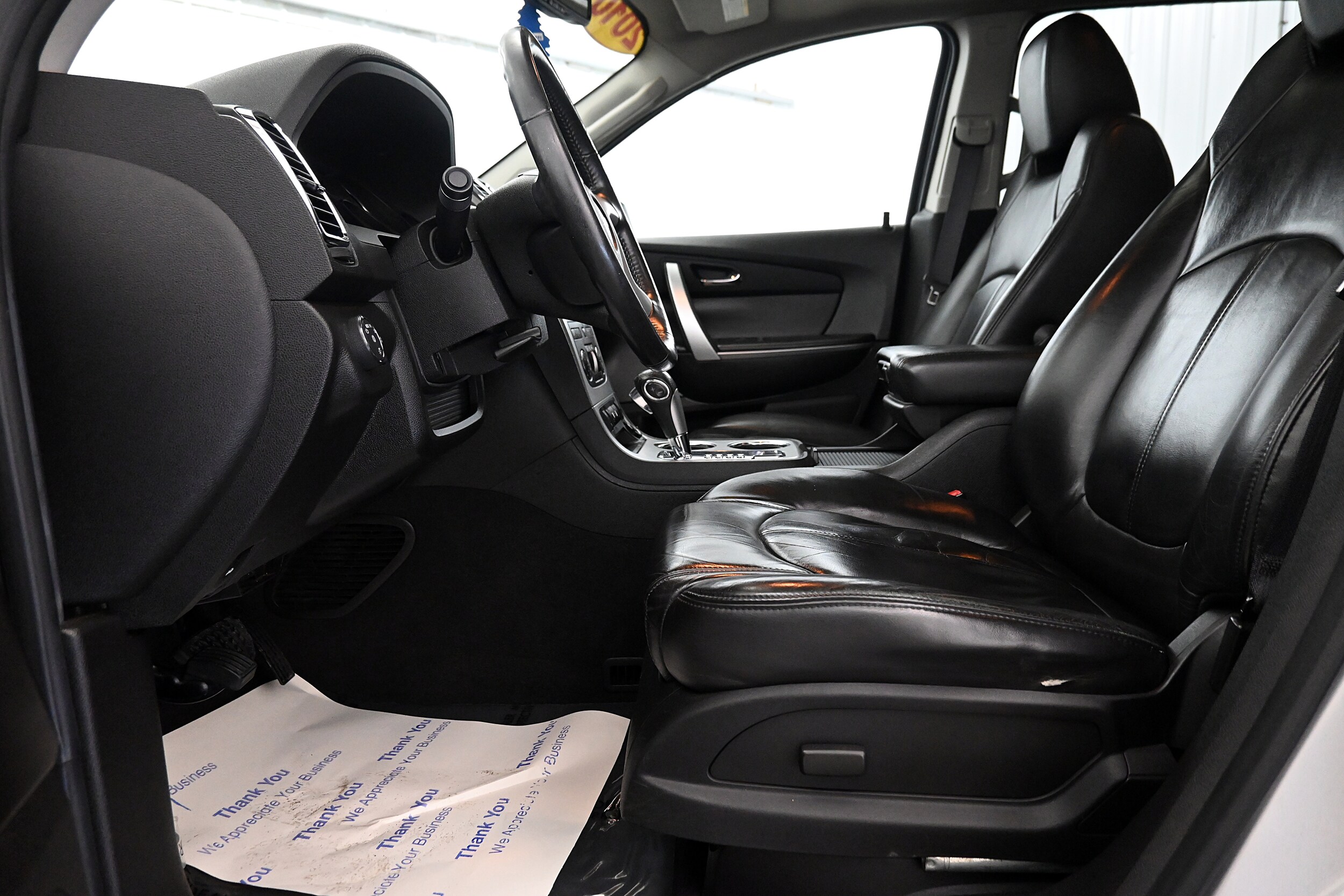 2010 Gmc Acadia photo 3