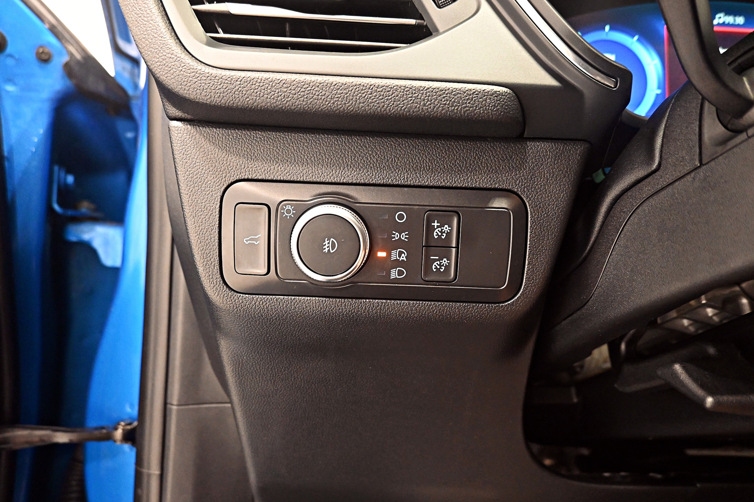 2020 Ford Escape Titanium - Photo 9