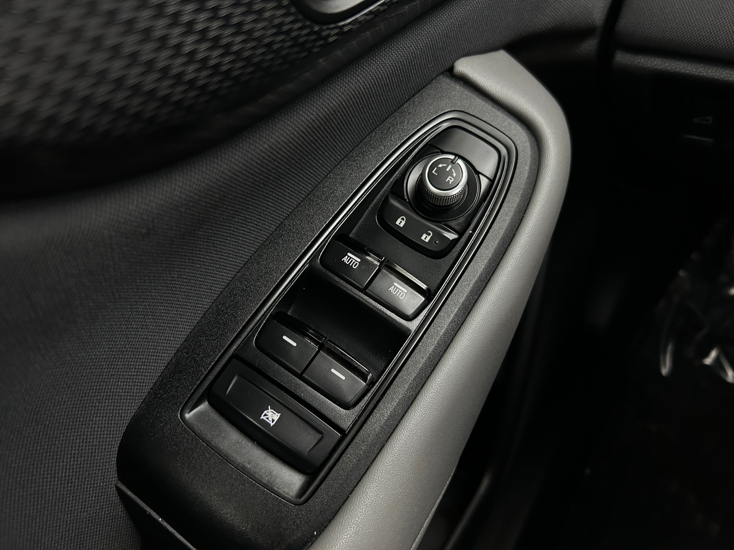 2023 Subaru Outback Premium - Photo 24