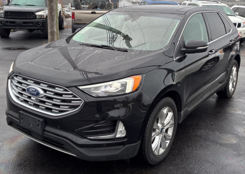 Used 2022 Ford Edge Titanium SUV