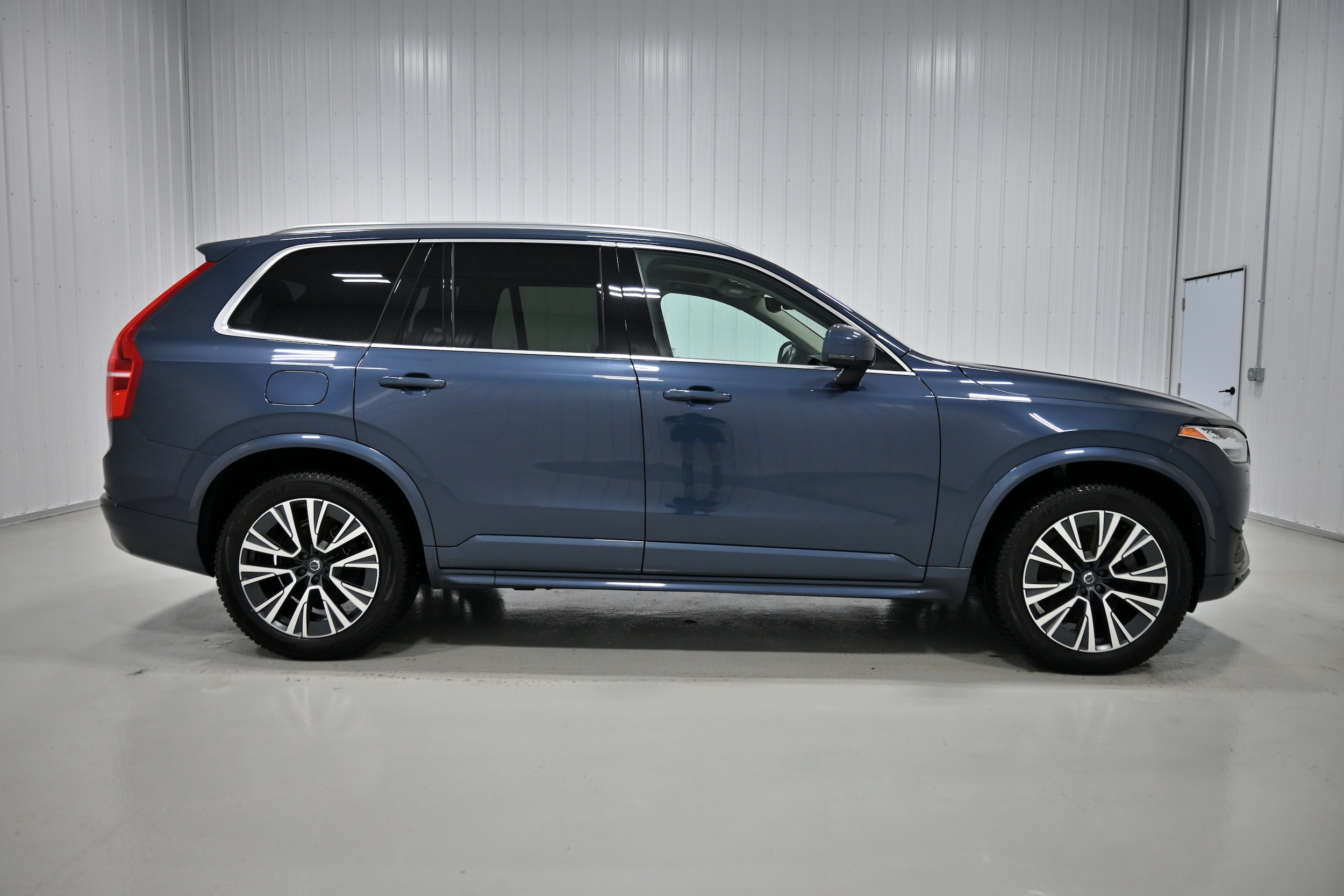 2021 Volvo XC90 Momentum - Photo 40