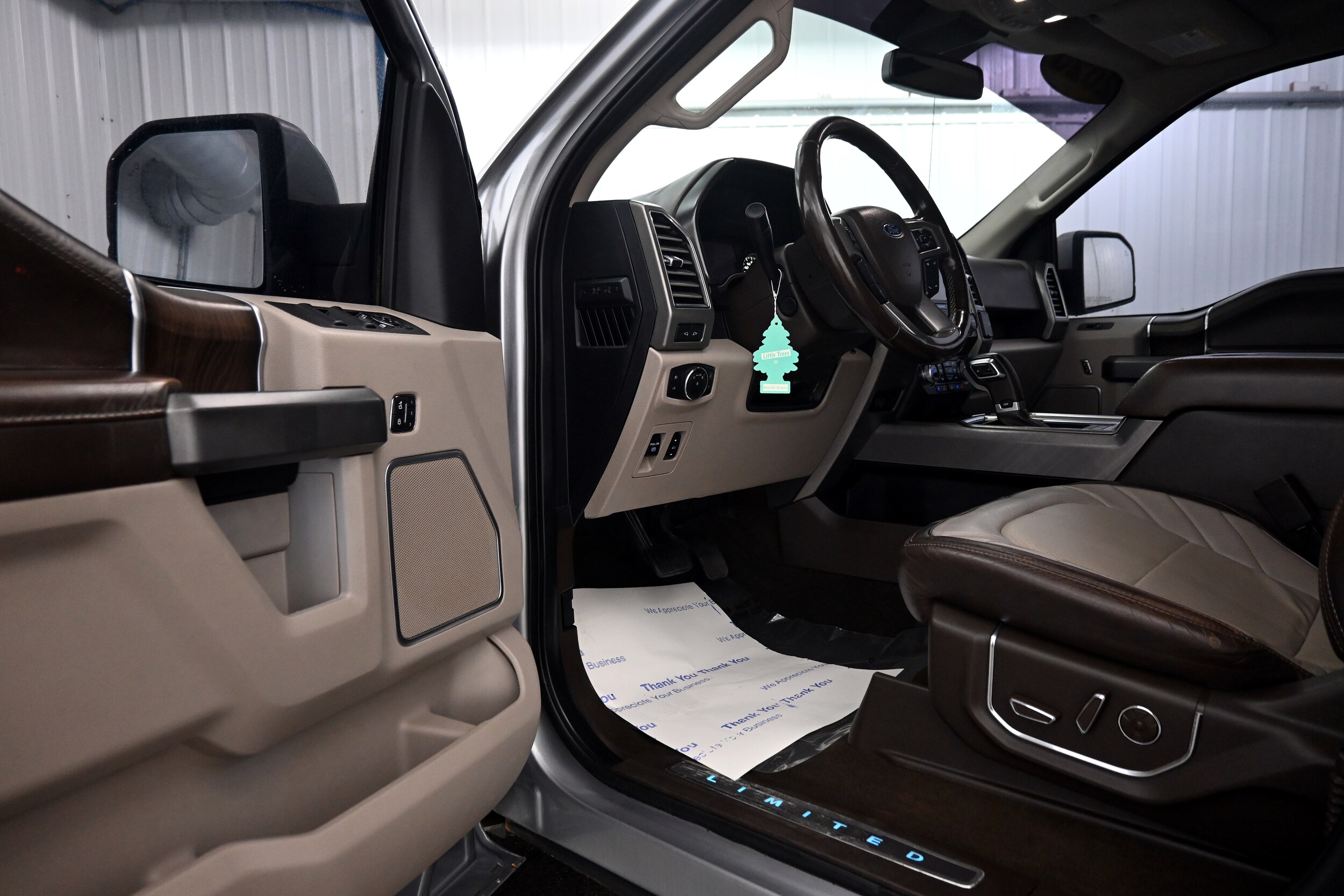 2020 Ford F-150 Limited photo 3
