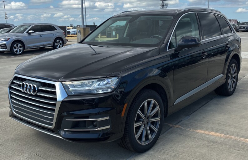 2019 Audi Q7 55 Premium Plus photo 3