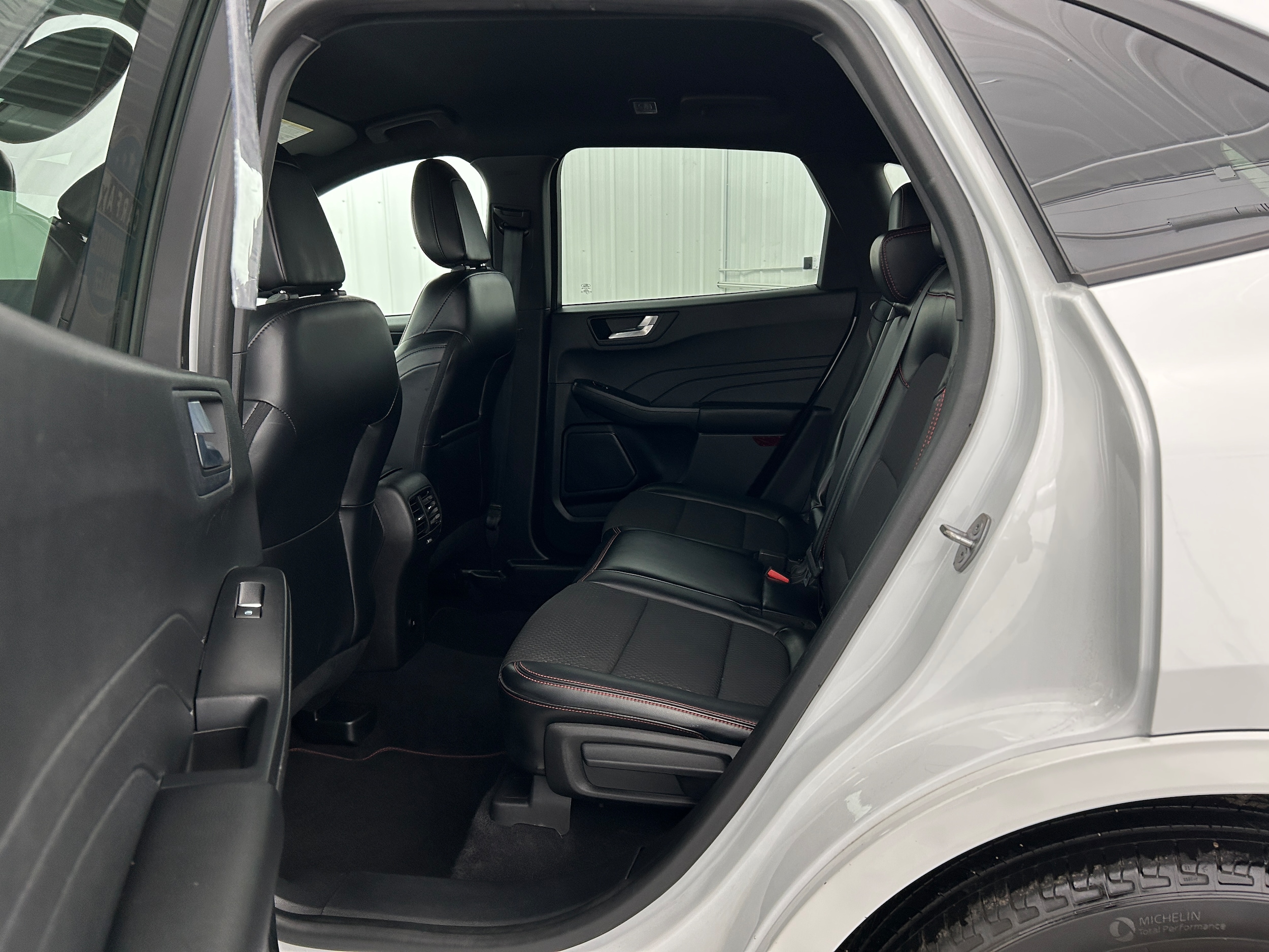 2023 Ford Escape ST-Line - Photo 25