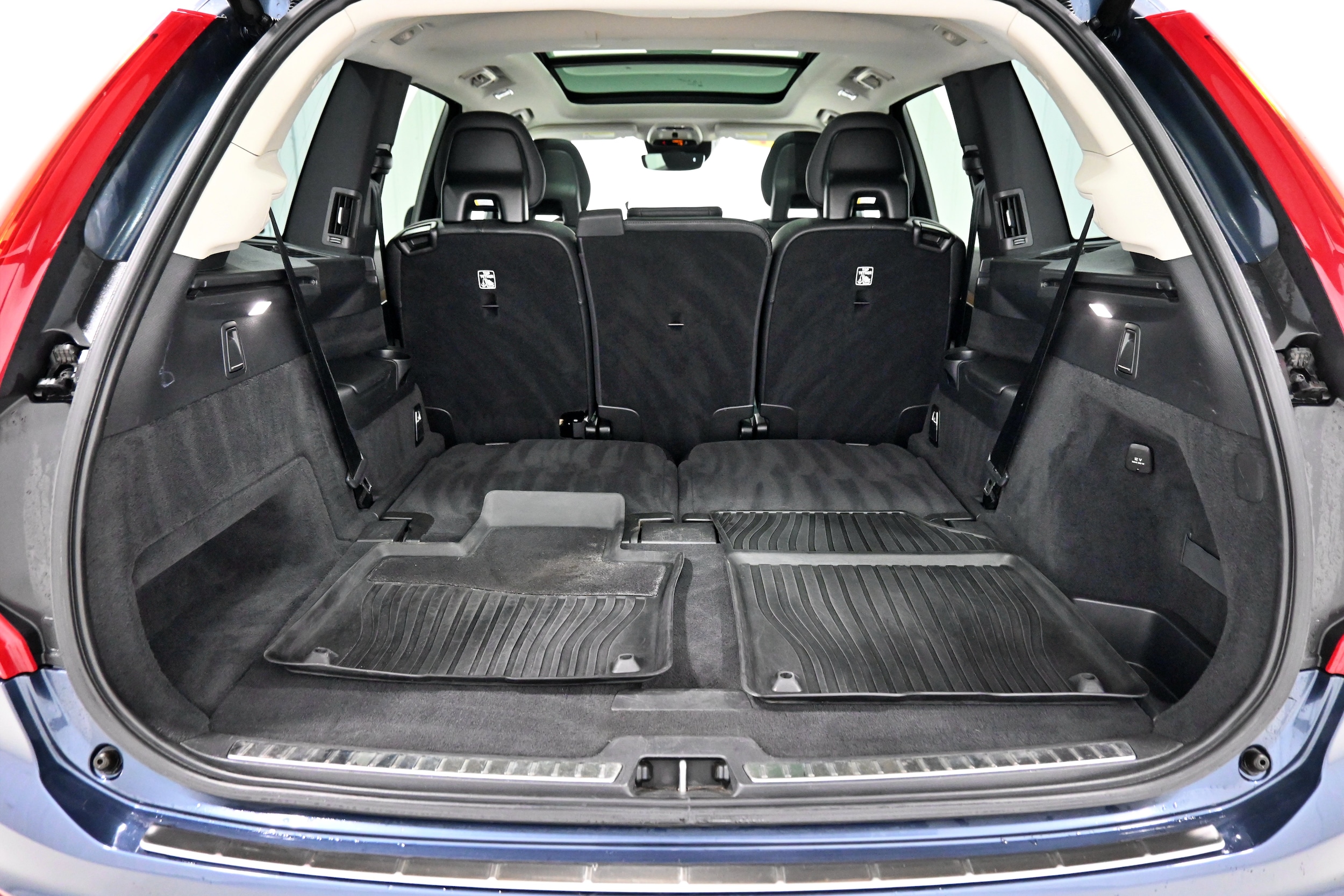 2021 Volvo XC90 Momentum - Photo 37