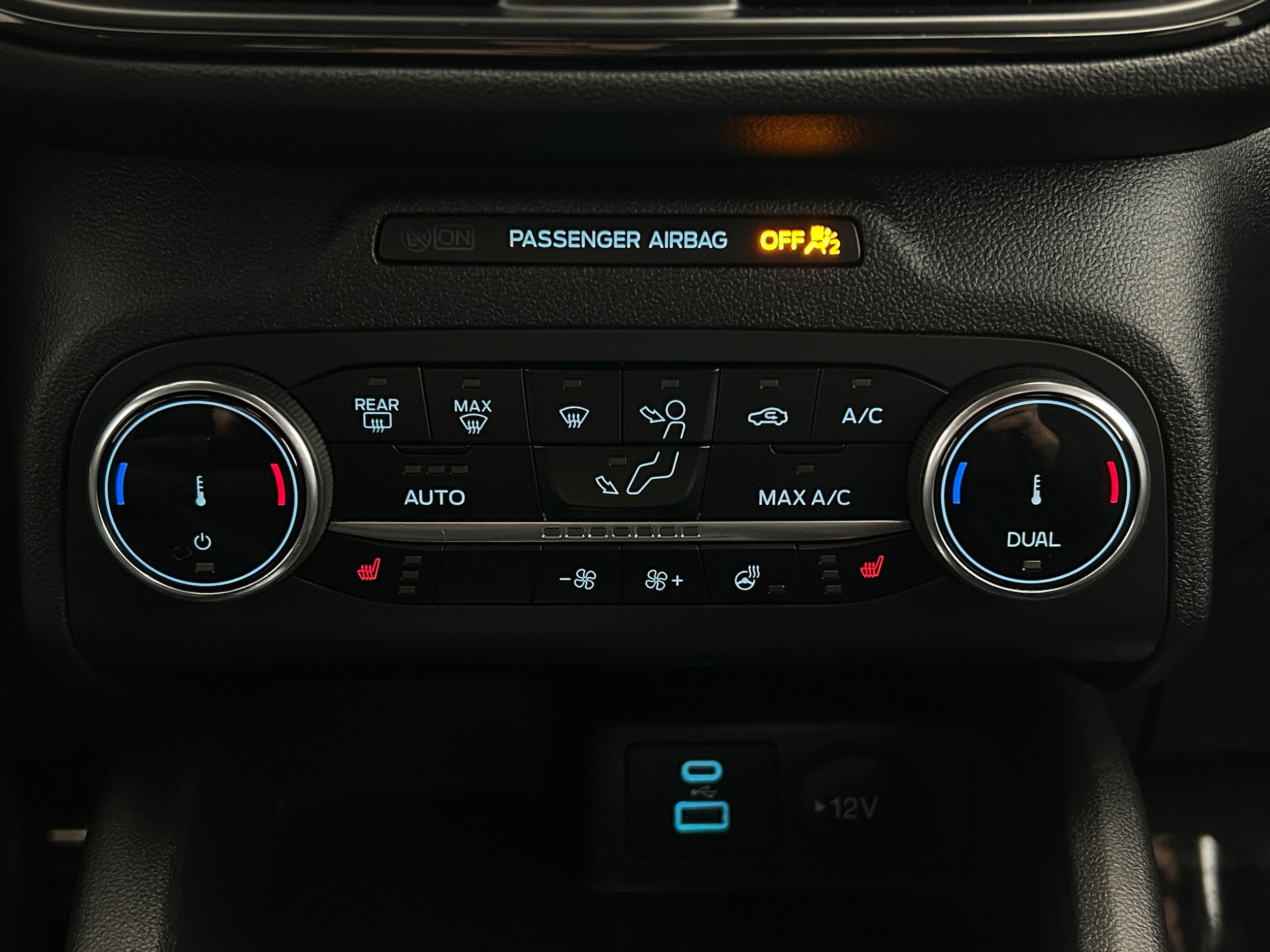 2023 Ford Escape ST-Line - Photo 8