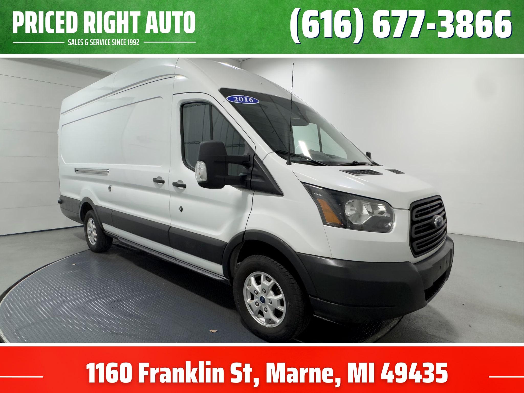 2016 Ford Transit Base's photo