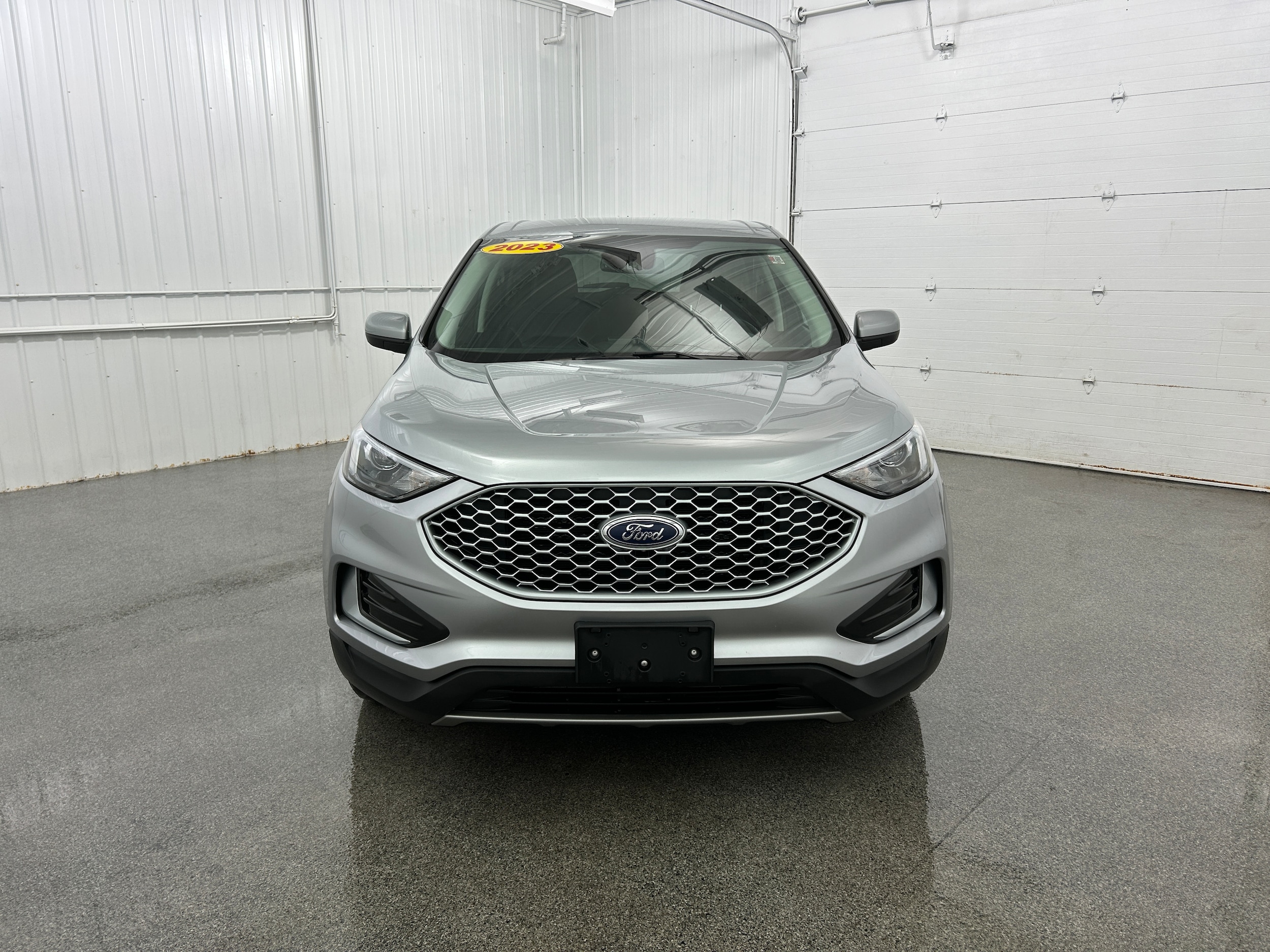 2023 Ford Edge SEL - Photo 16