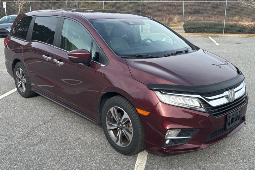2018 Honda Odyssey Touring's photo