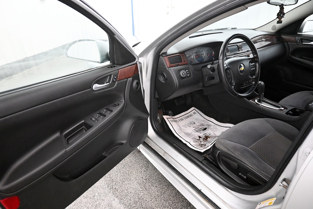 Used 2011 Chevrolet Impala LT Sedan