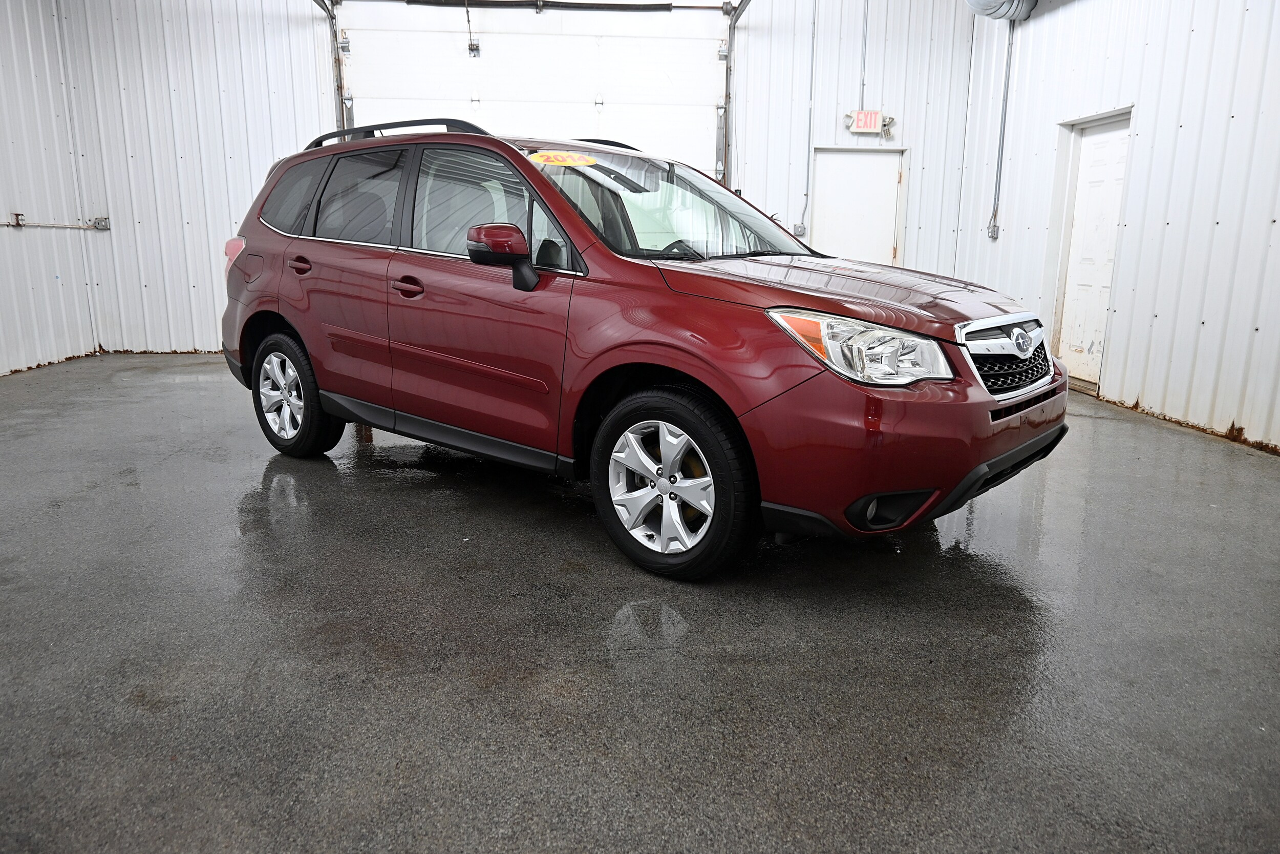 2014 Subaru Forester 2.5i Touring photo 2