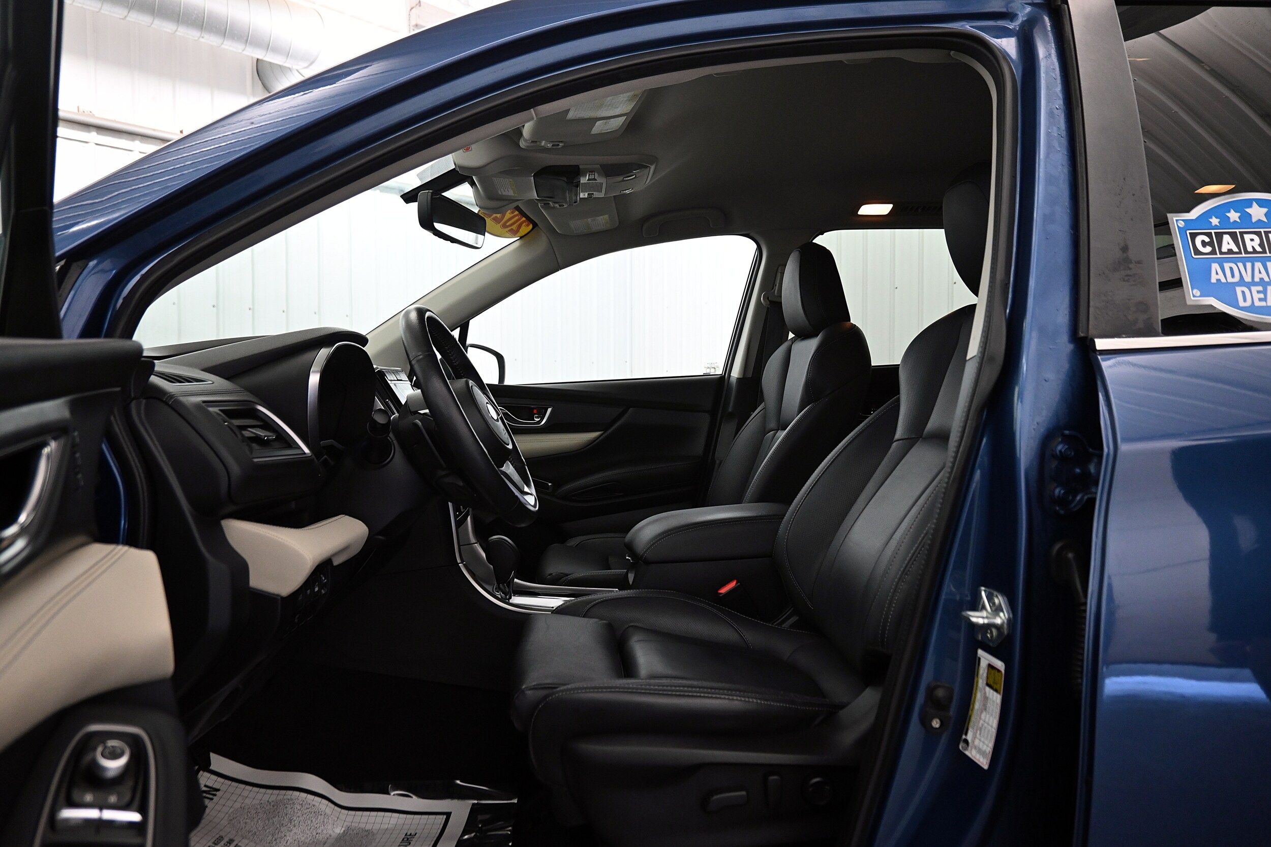 2022 Subaru Ascent Limited photo 3