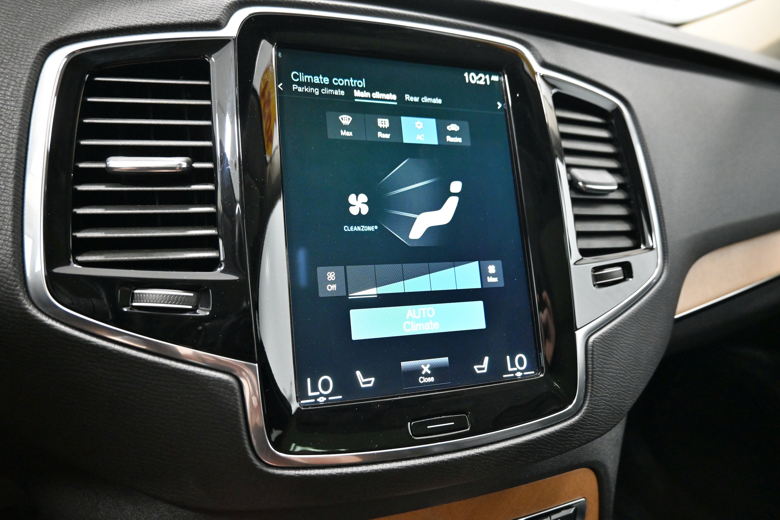2021 Volvo XC90 Momentum - Photo 14