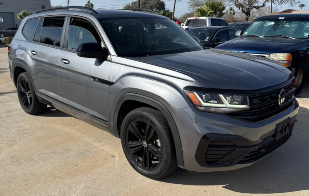 Used 2023 Volkswagen Atlas 3.6L V6 SEL R-Line SUV