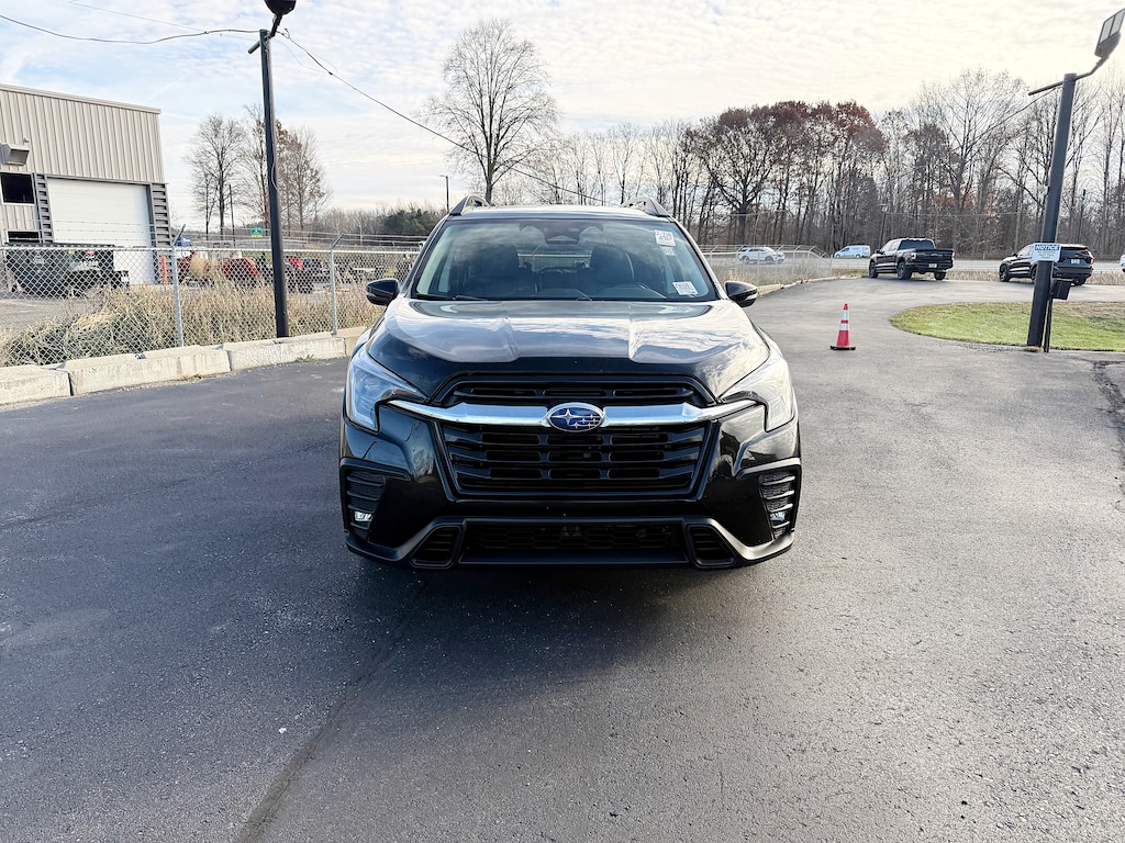 Used 2023 Subaru Ascent Limited SUV