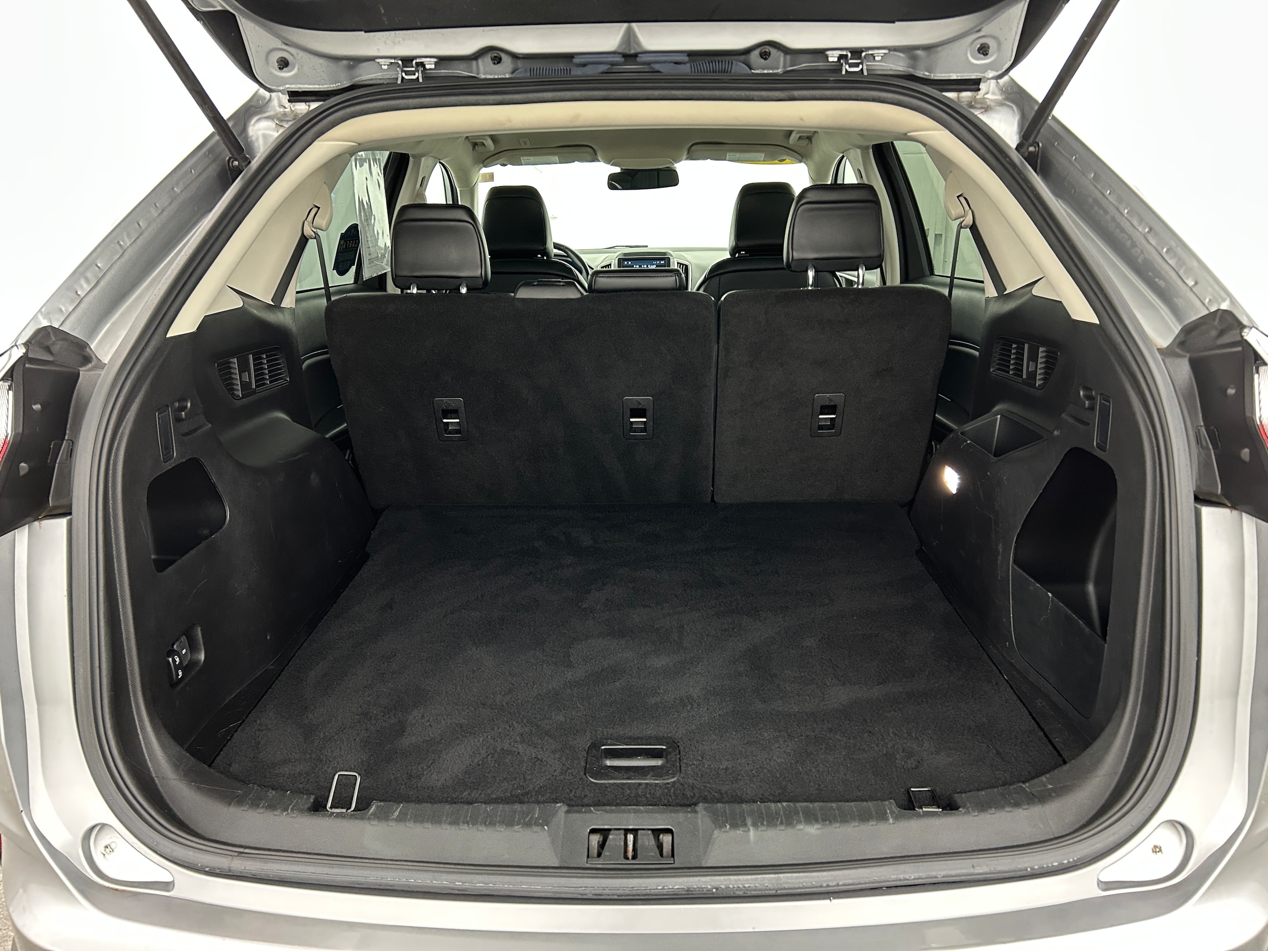 2023 Ford Edge SEL - Photo 29