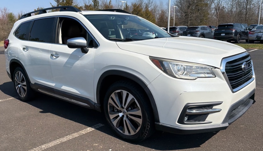 Crystal White Pearl 2019 Subaru Ascent Touring 7-Passenger AWD SUV / Crossover All-Wheel Drive Continuously Variable Transmission