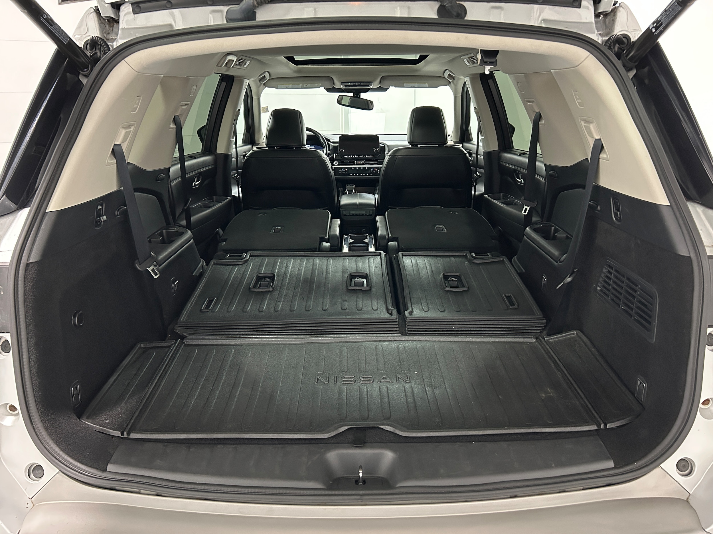 2022 Nissan Pathfinder Platinum - Photo 37
