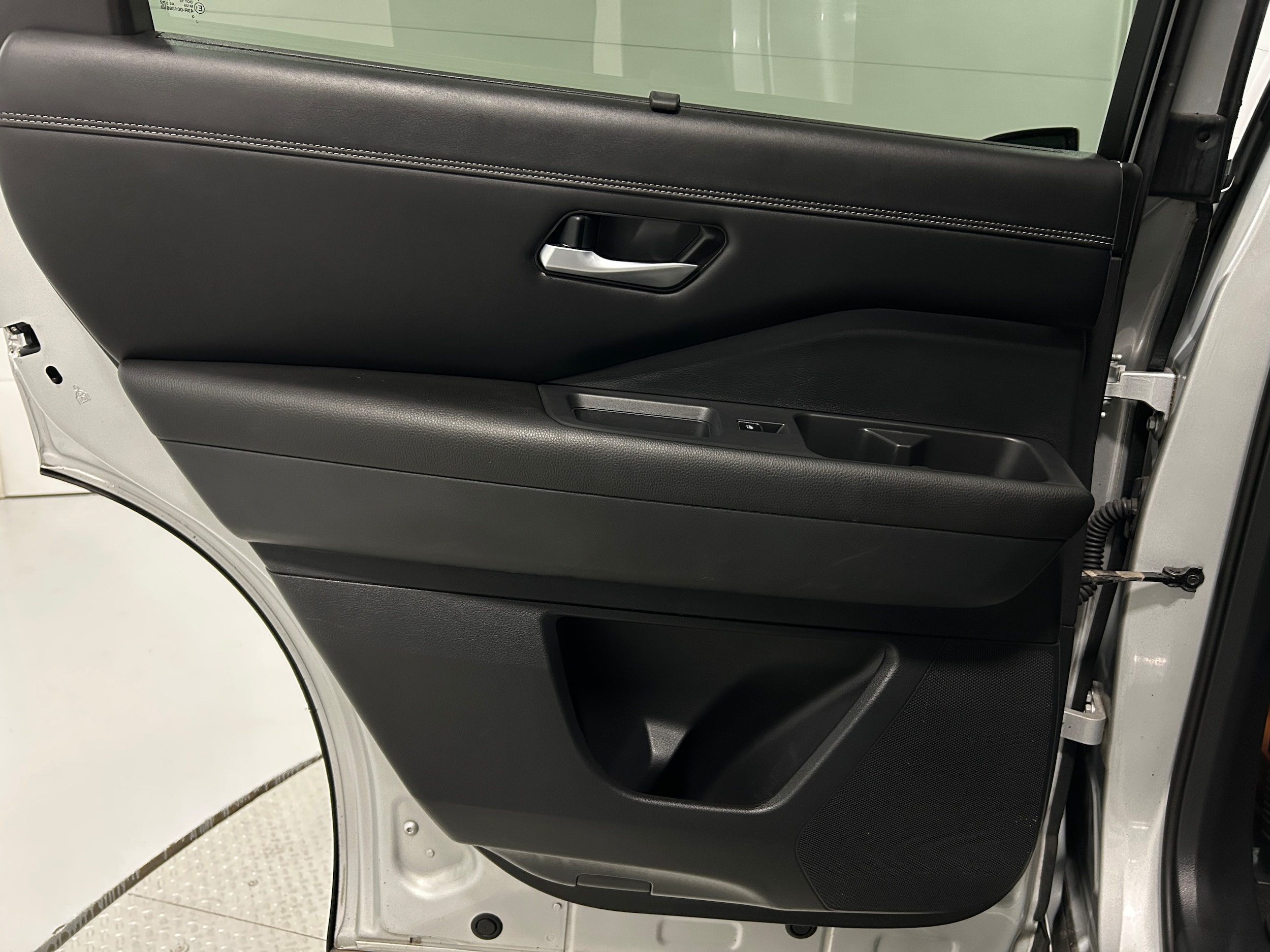 2022 Nissan Pathfinder Platinum - Photo 28