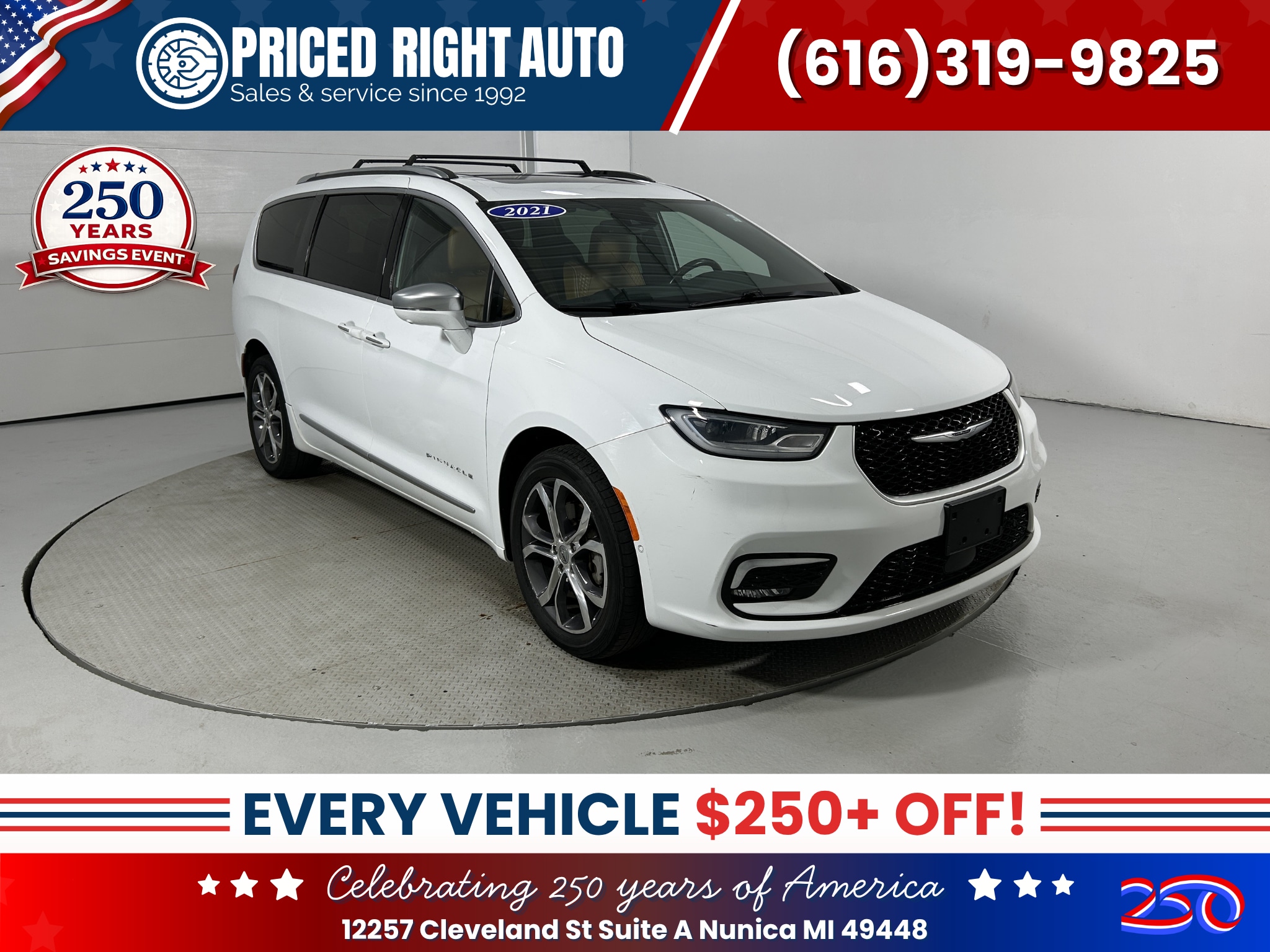 2021 Chrysler Pacifica Pinnacle's photo