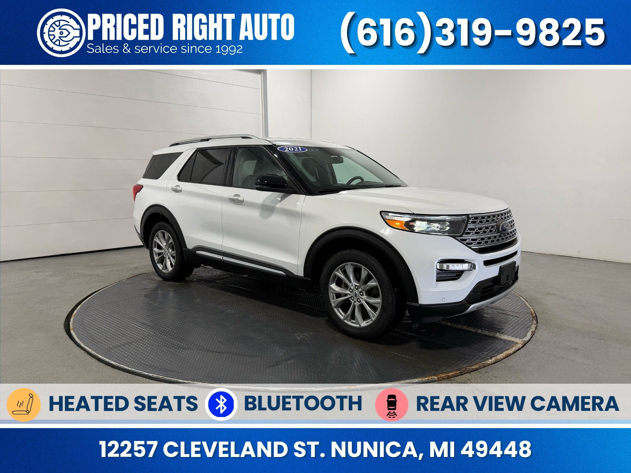 2021 Ford Explorer Limited's photo