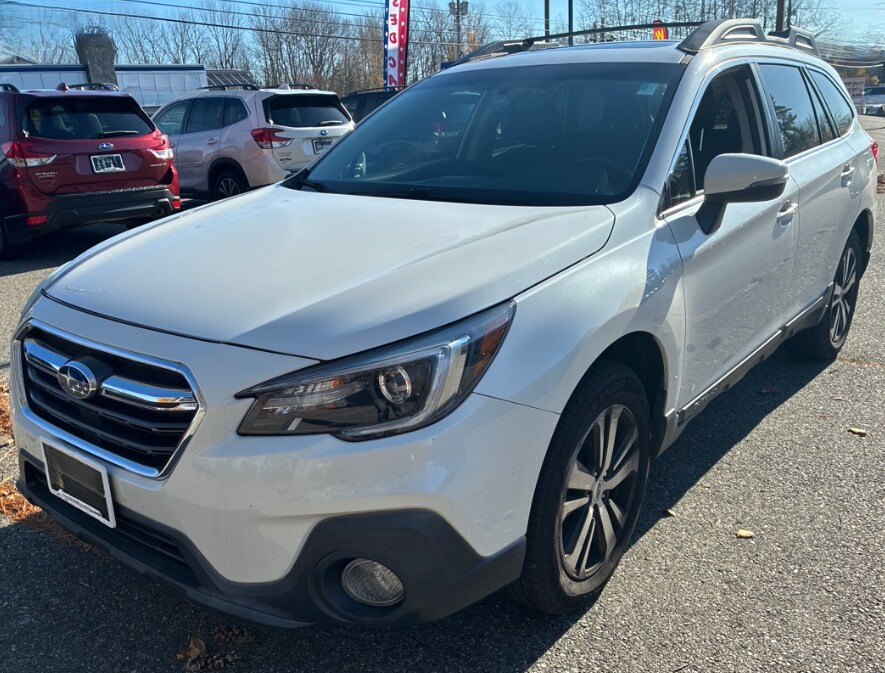 2018 Subaru Outback 3.6R Limited photo 3