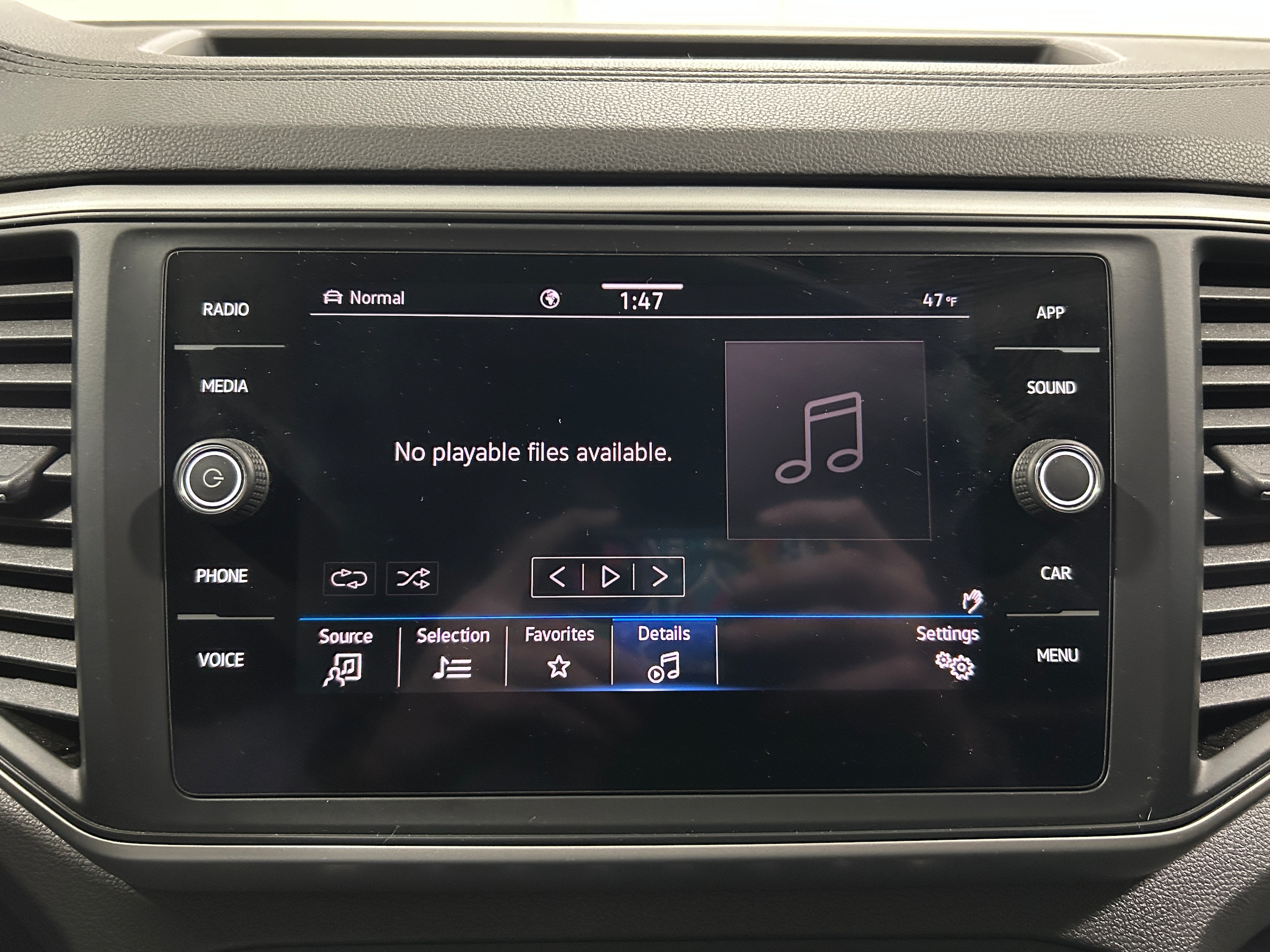 View vehicle photo 6