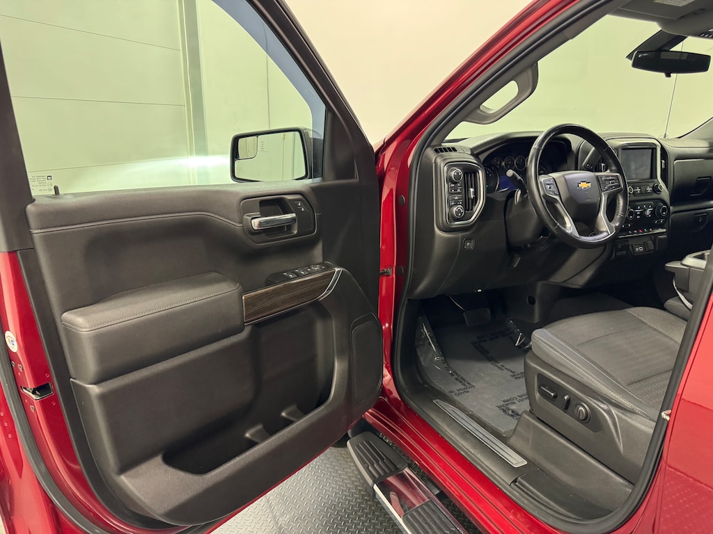 Used 2019 Chevrolet Silverado 1500 LT Truck Crew Cab