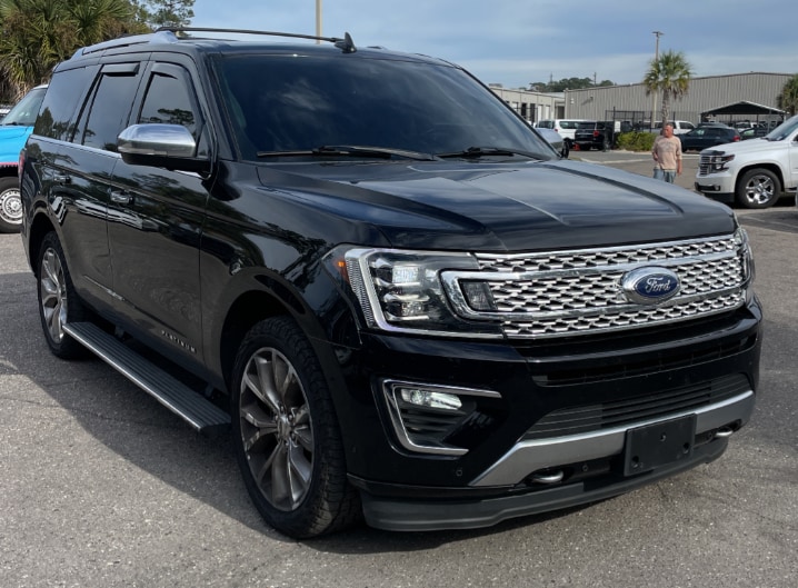 2019 Ford Expedition Platinum's photo