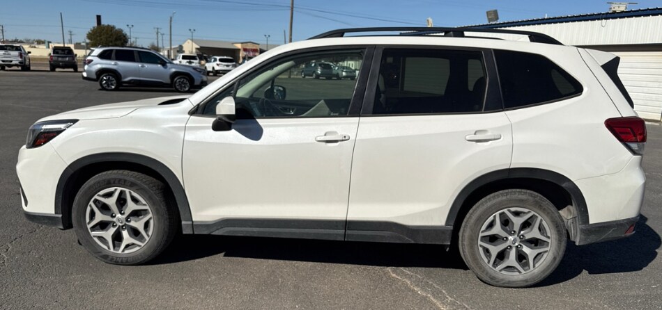 2019 Subaru Forester Premium photo 4