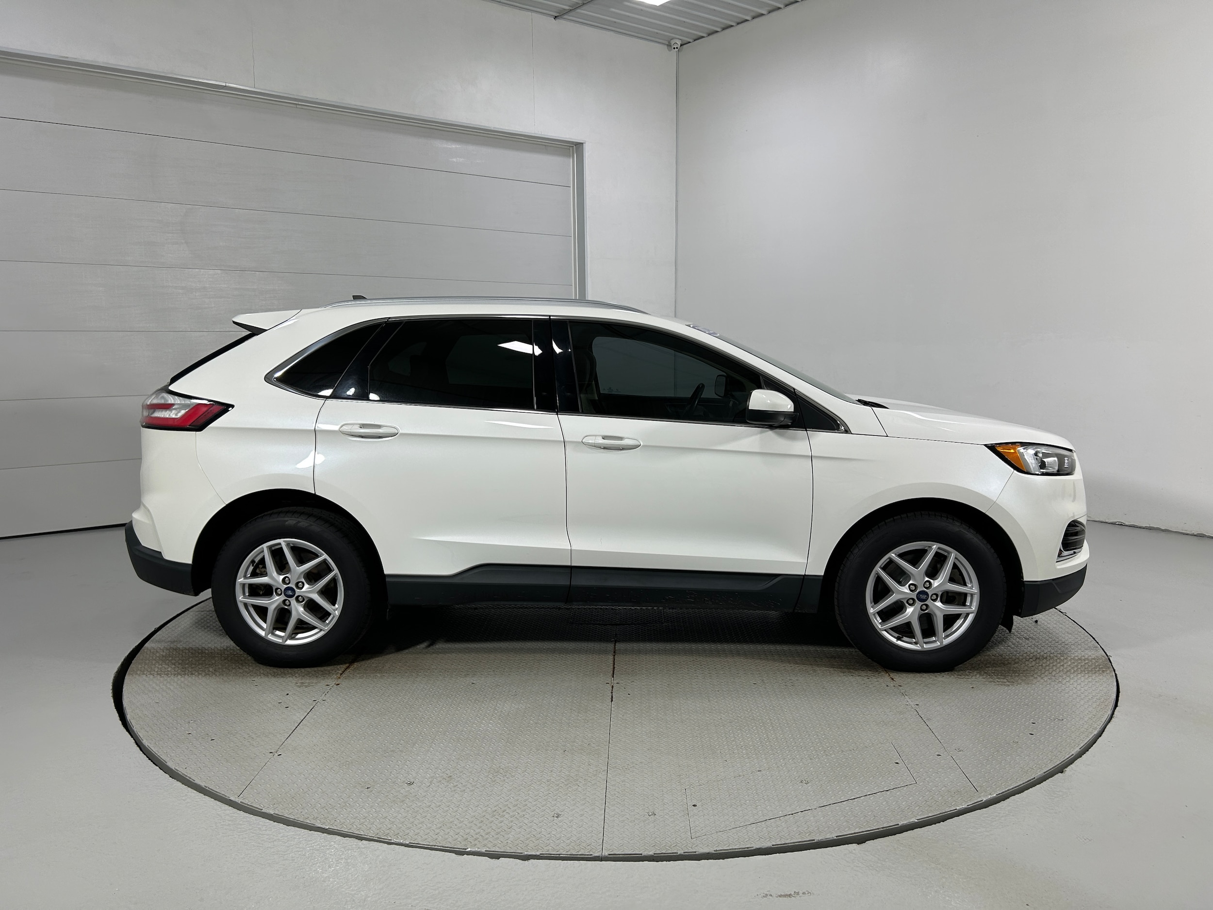 2022 Ford Edge SEL - Photo 34