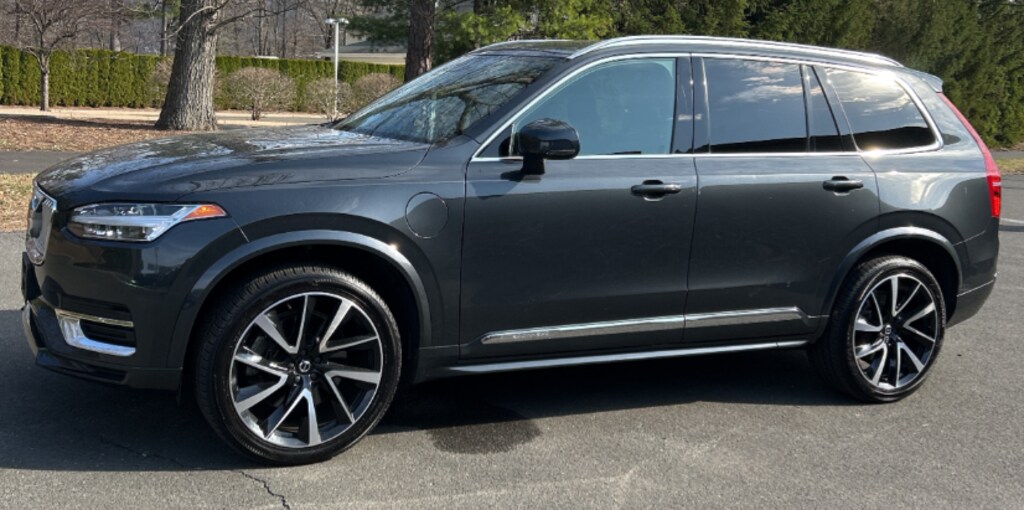 Used 2022 Volvo XC90 Recharge Plug-In Hybrid T8 Inscription Expression 7 Passenger SUV
