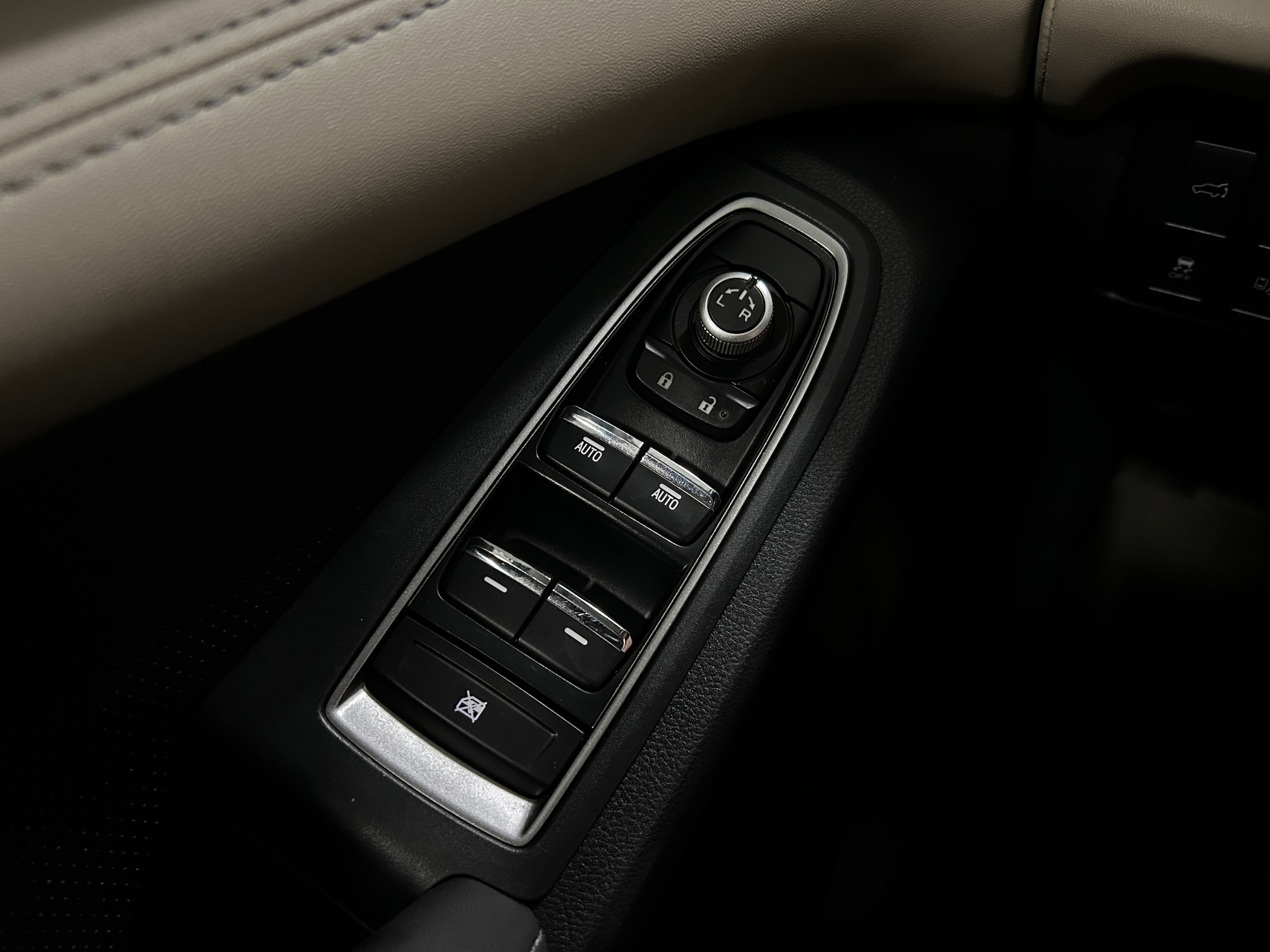 2021 Subaru Ascent Limited - Photo 24
