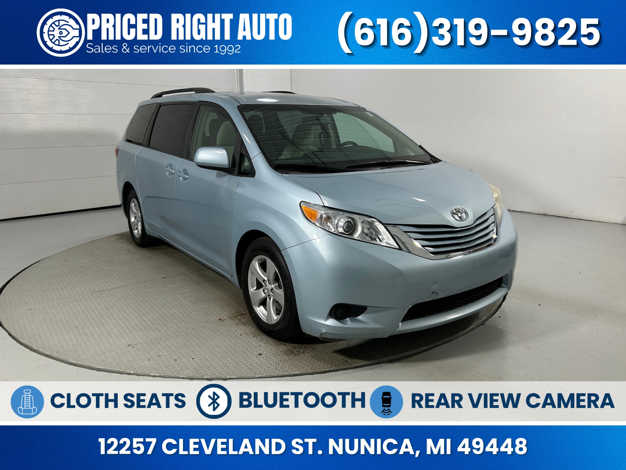 2017 Toyota Sienna LE