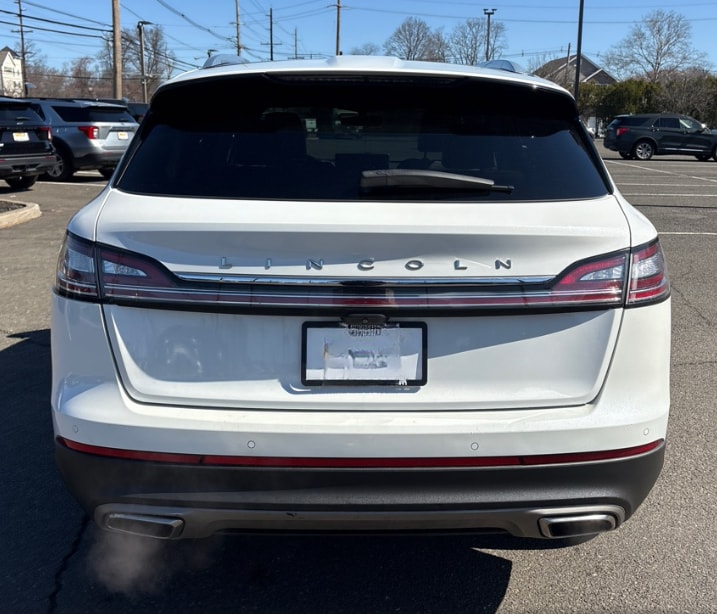 View vehicle photo 6