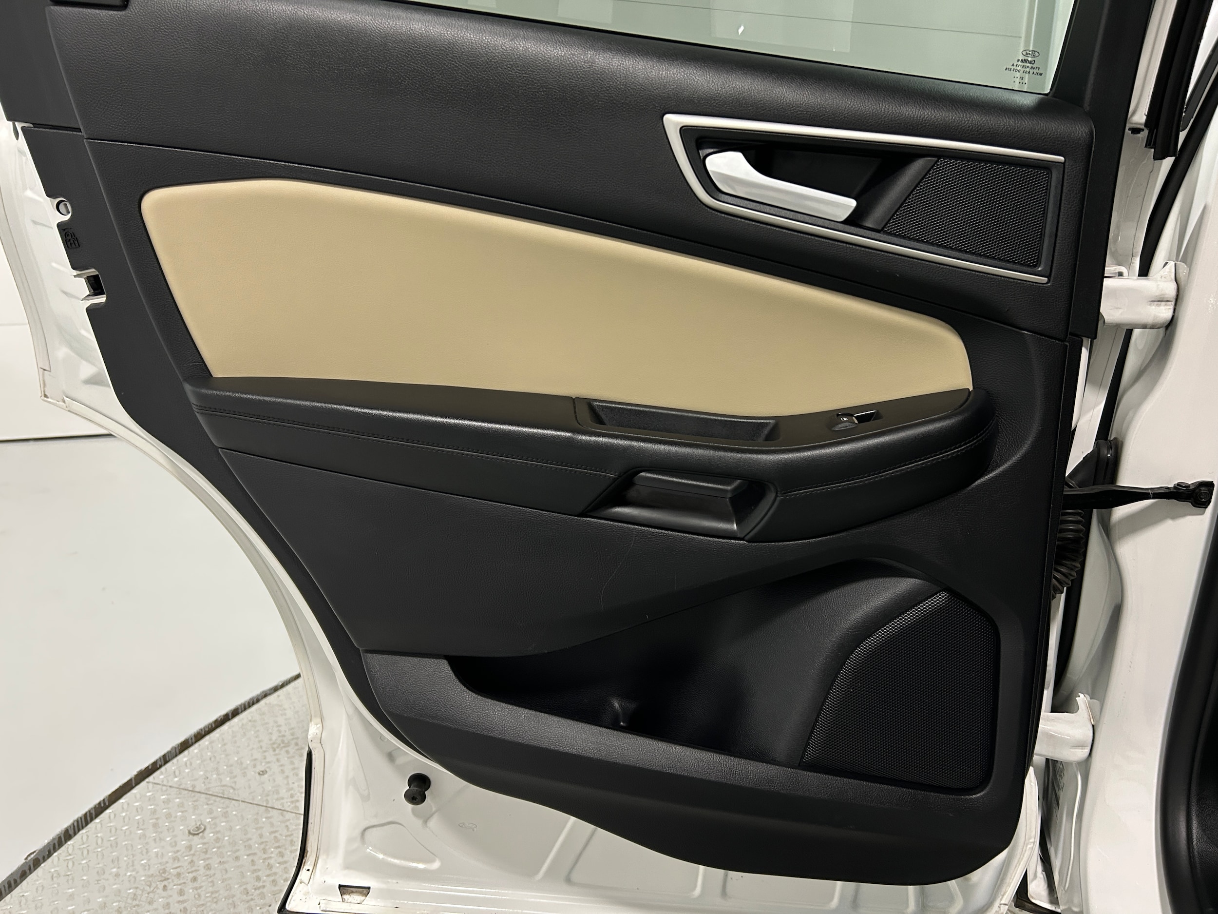 2022 Ford Edge SEL - Photo 26