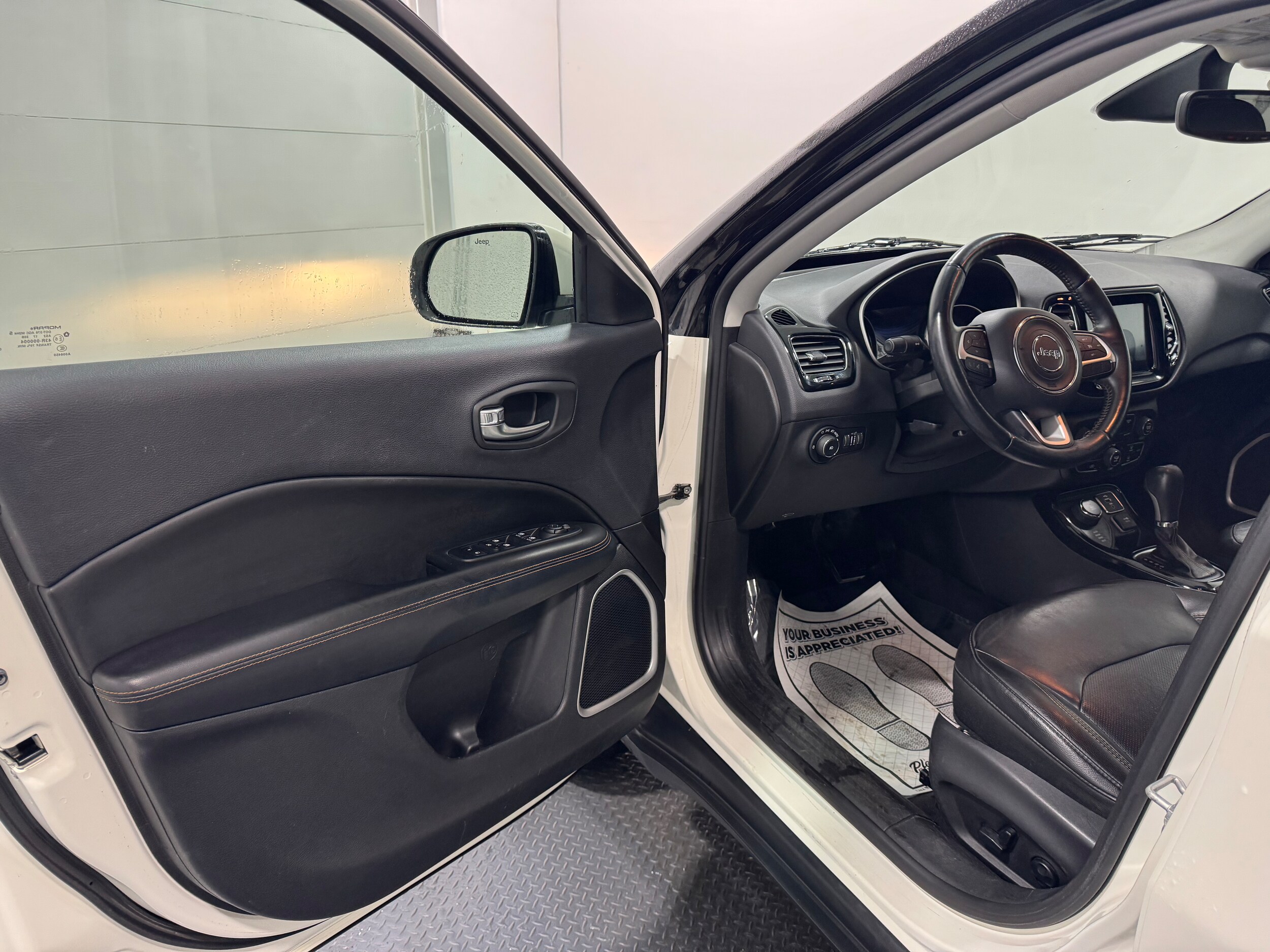 2018 Jeep Compass Limited photo 3