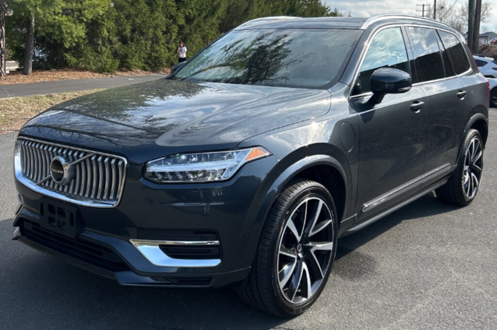 Used 2022 Volvo XC90 Recharge Plug-In Hybrid T8 Inscription Expression 7 Passenger SUV
