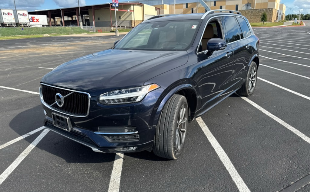 Used 2019 Volvo XC90 T6 Momentum SUV