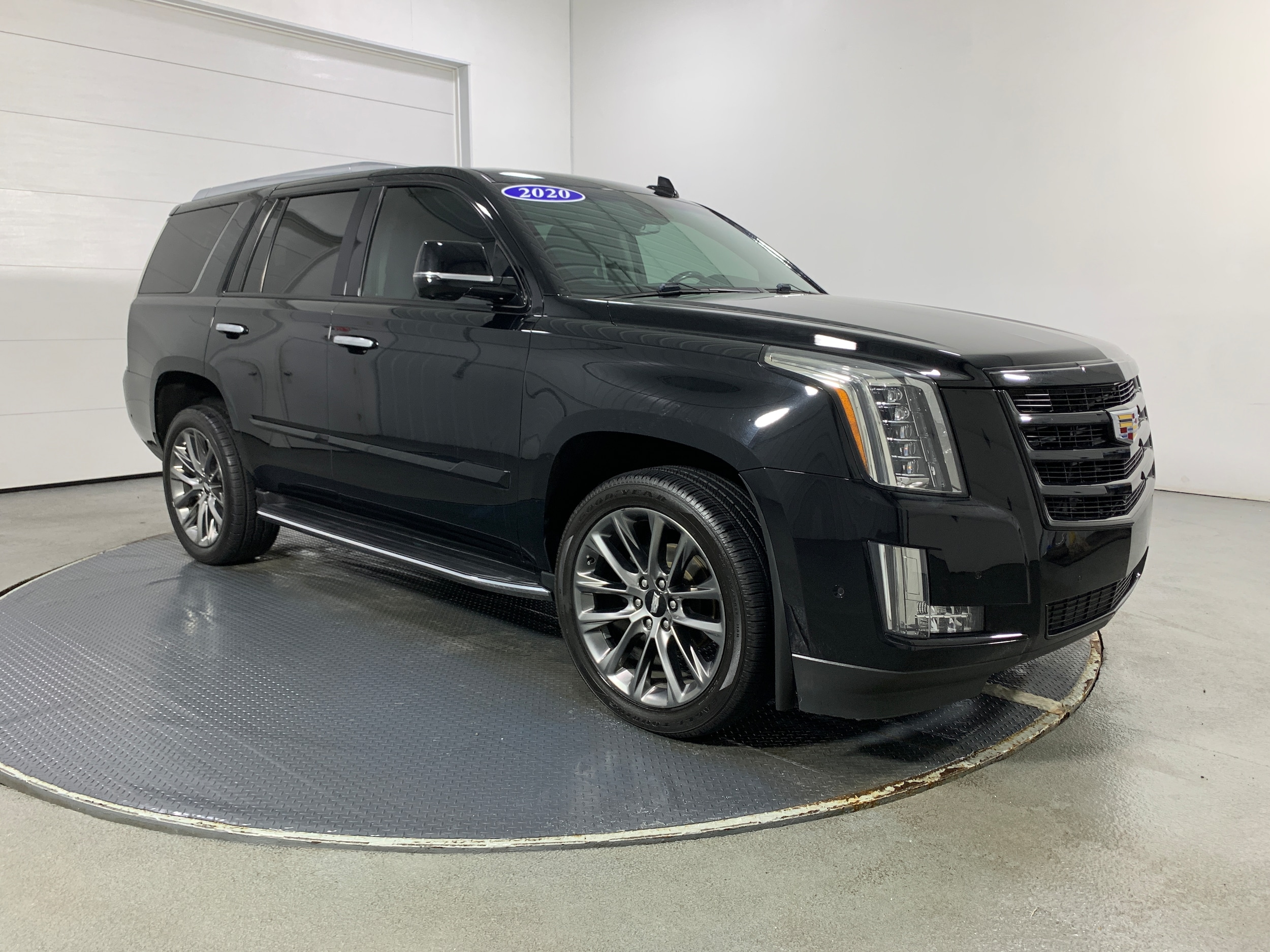 2020 Cadillac Escalade Luxury's photo