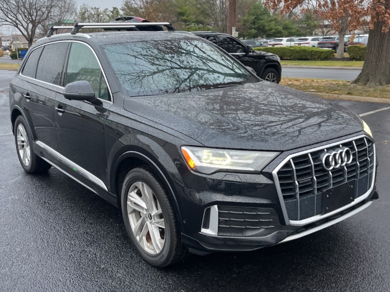 2021 Audi Q7 Premium's photo