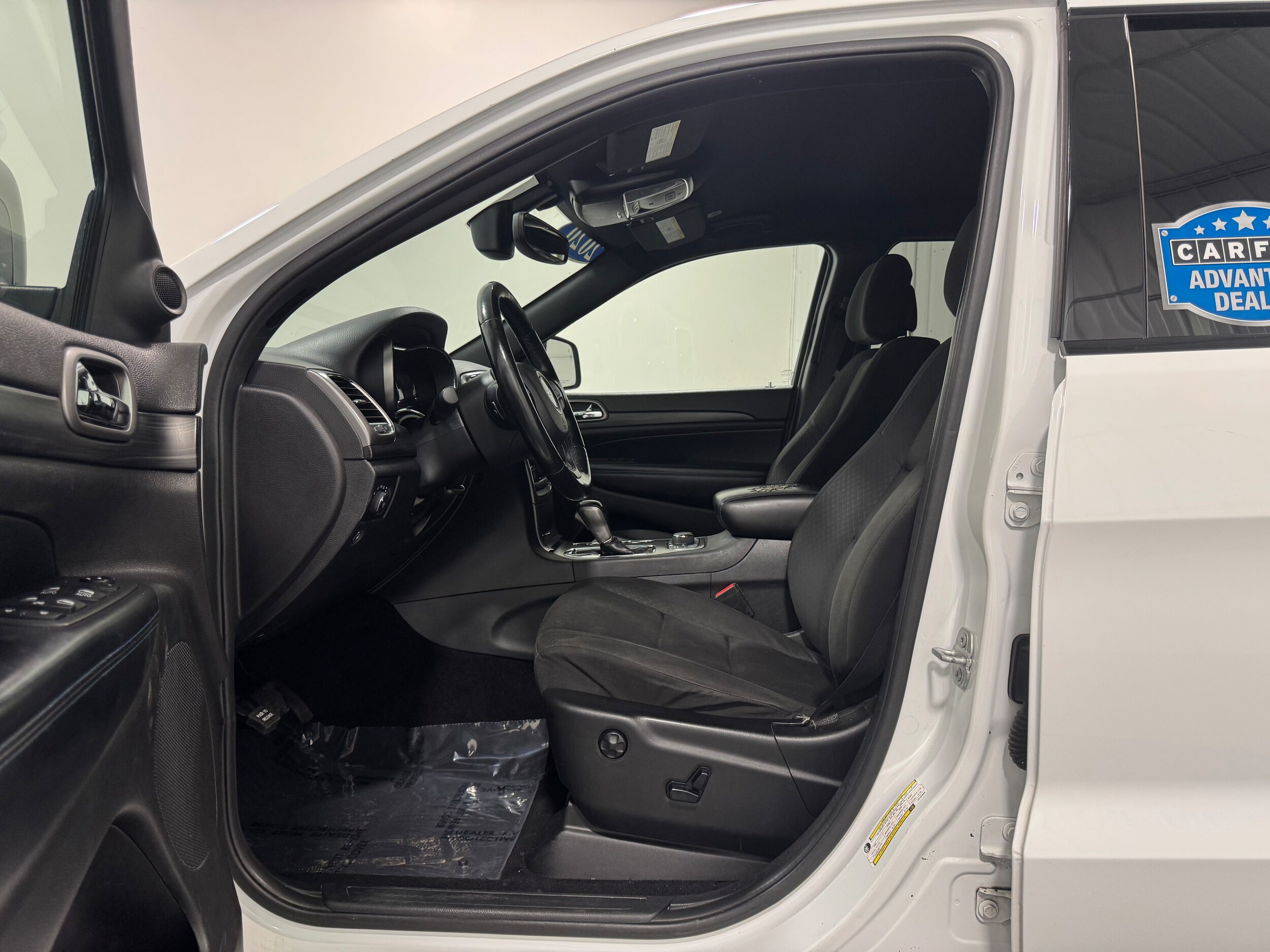 2020 Jeep Grand Cherokee Upland photo 2