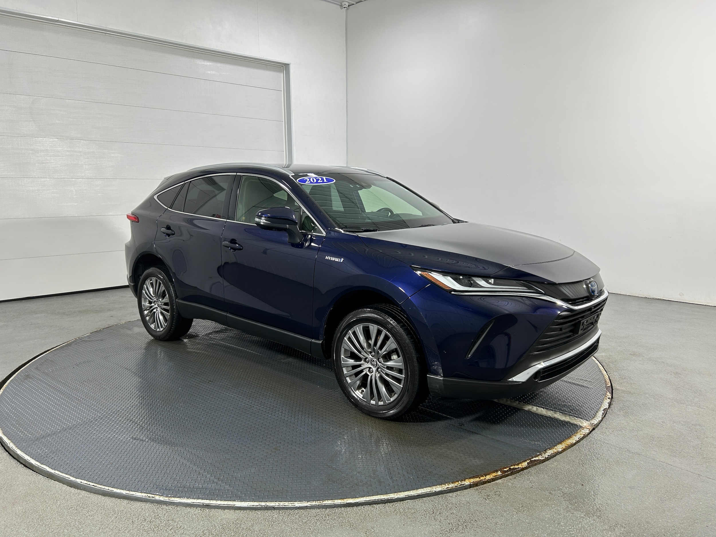 2021 Toyota Venza Limited's photo