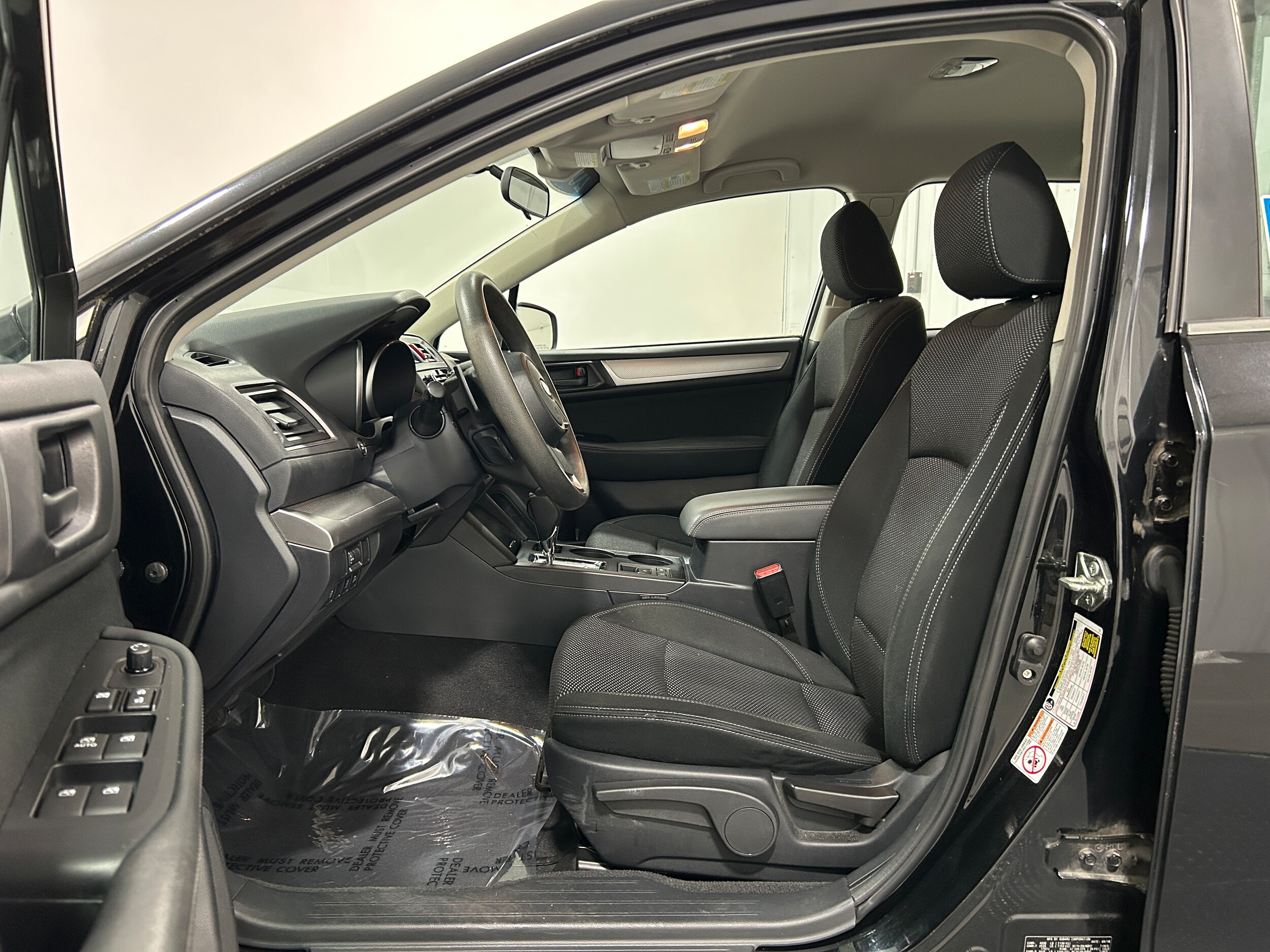 2019 Subaru Outback 2.5i photo 3