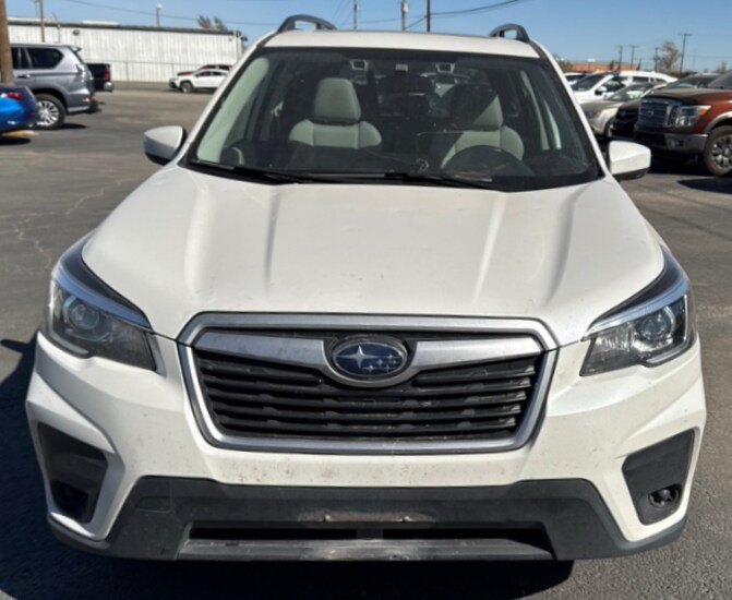 2019 Subaru Forester Premium photo 2