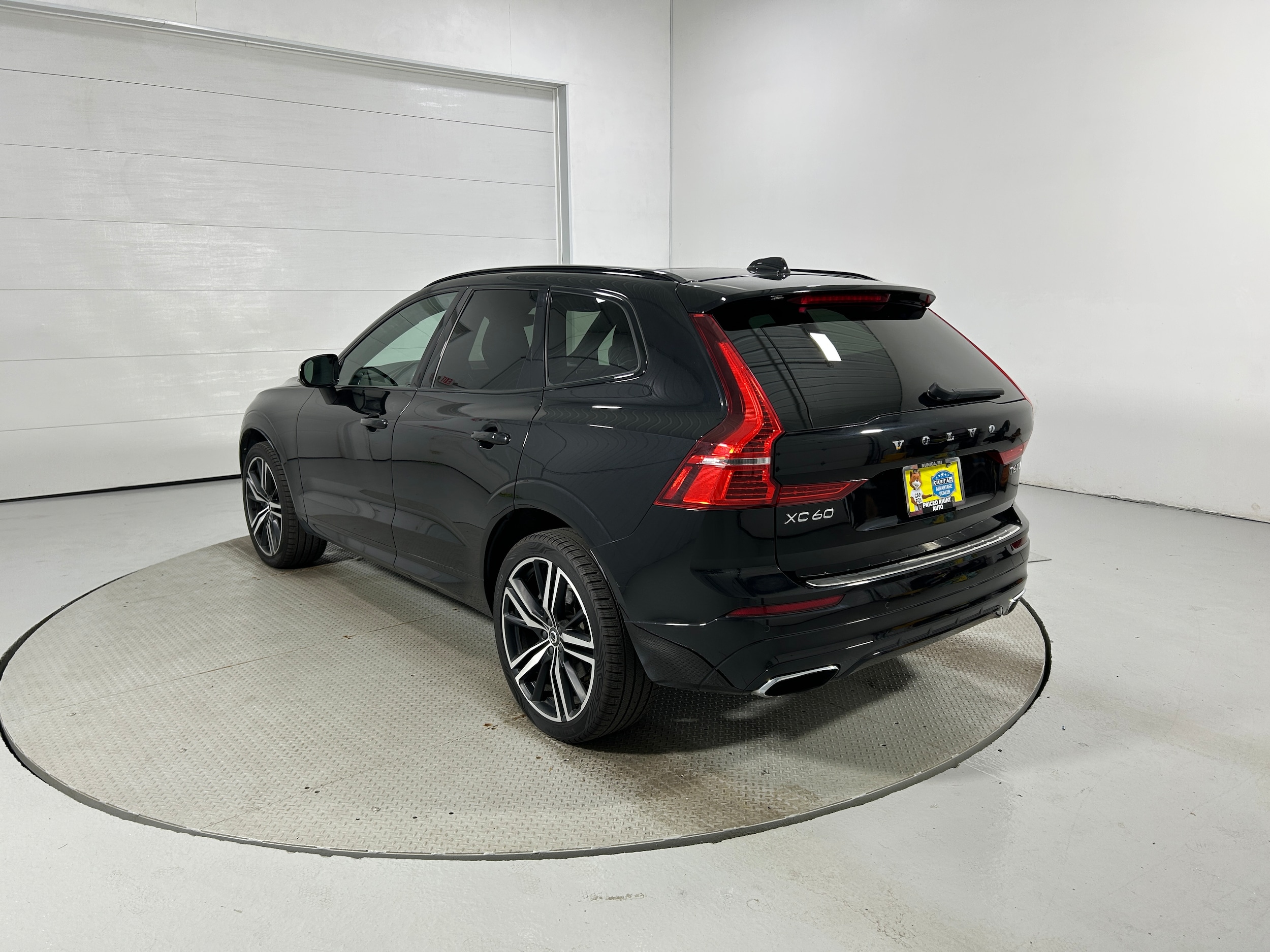 2020 Volvo XC60 R-Design - Photo 21