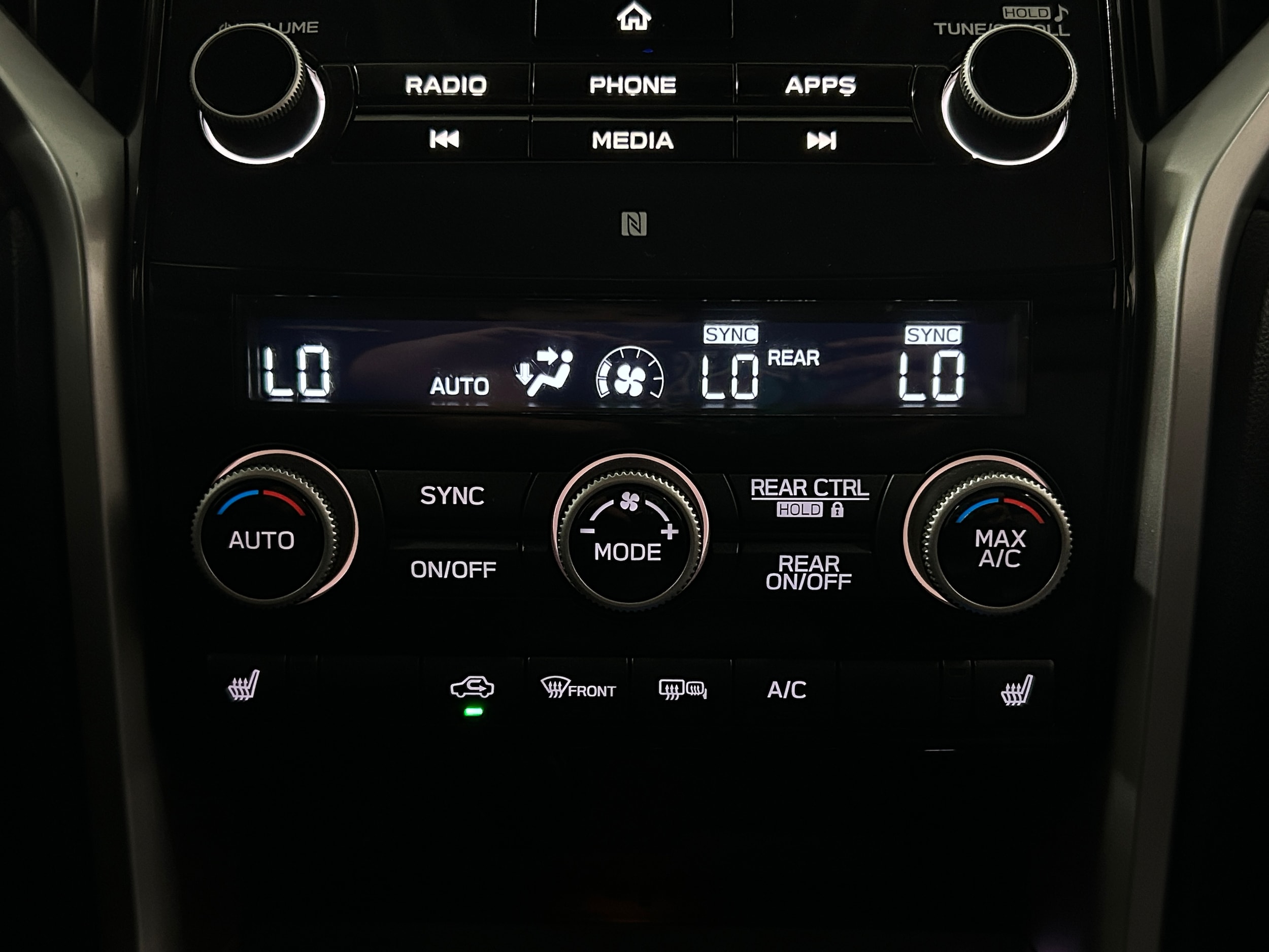 2021 Subaru Ascent Limited - Photo 9