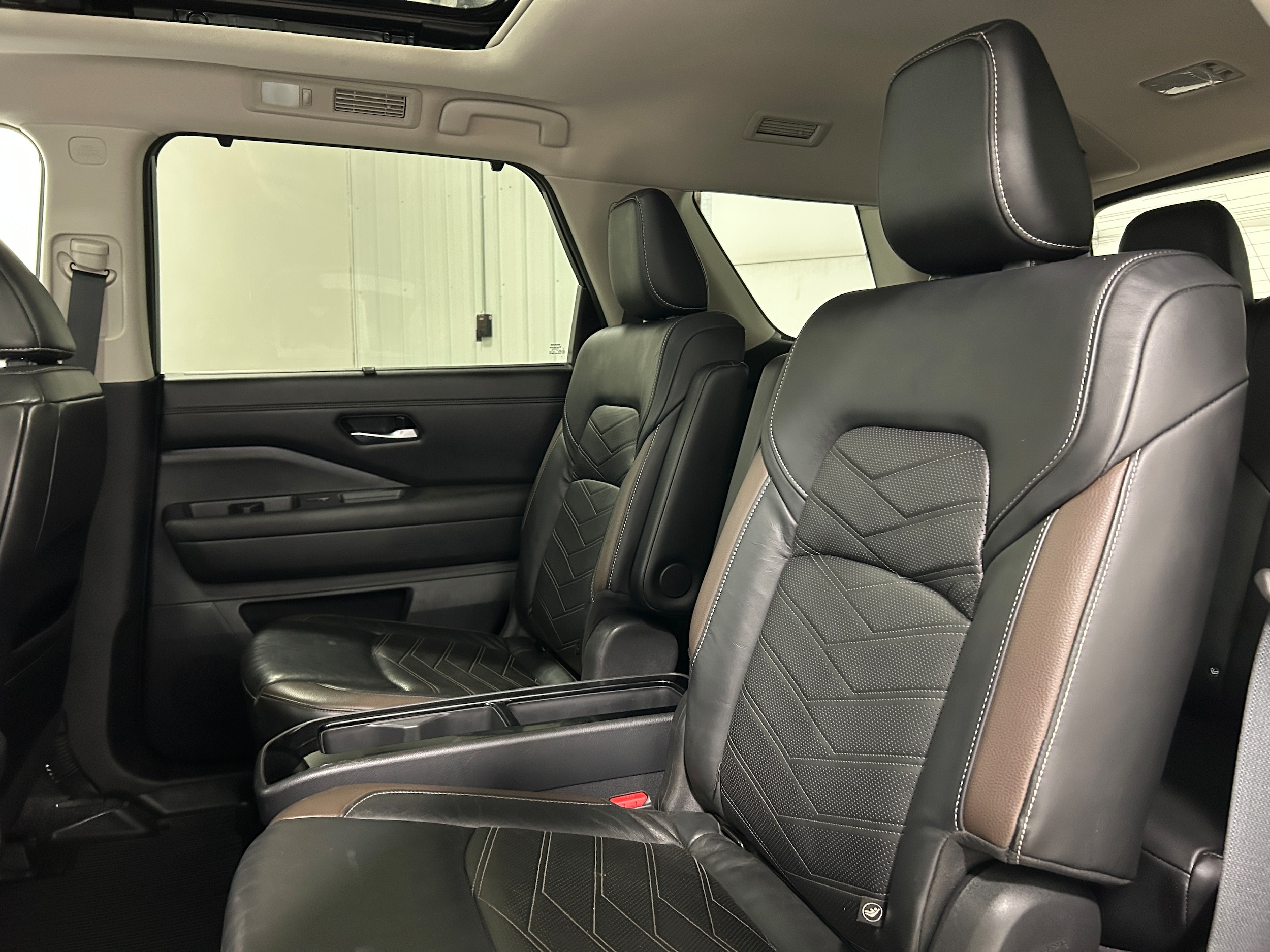 2022 Nissan Pathfinder Platinum - Photo 30